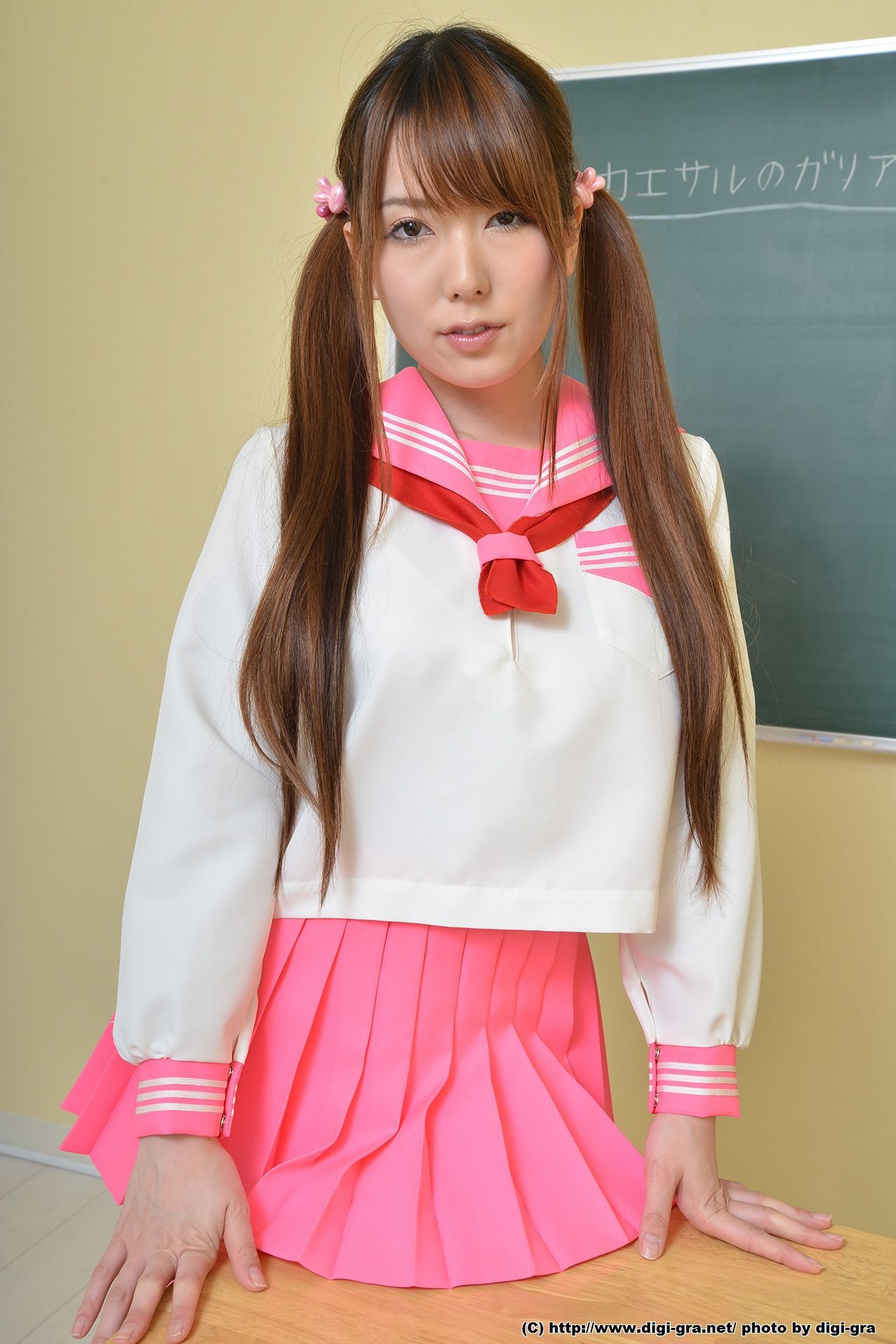 Yui Hatano 波多野結衣 红色丝袜学生制服 Set02 [Digi-Graデジグラ]