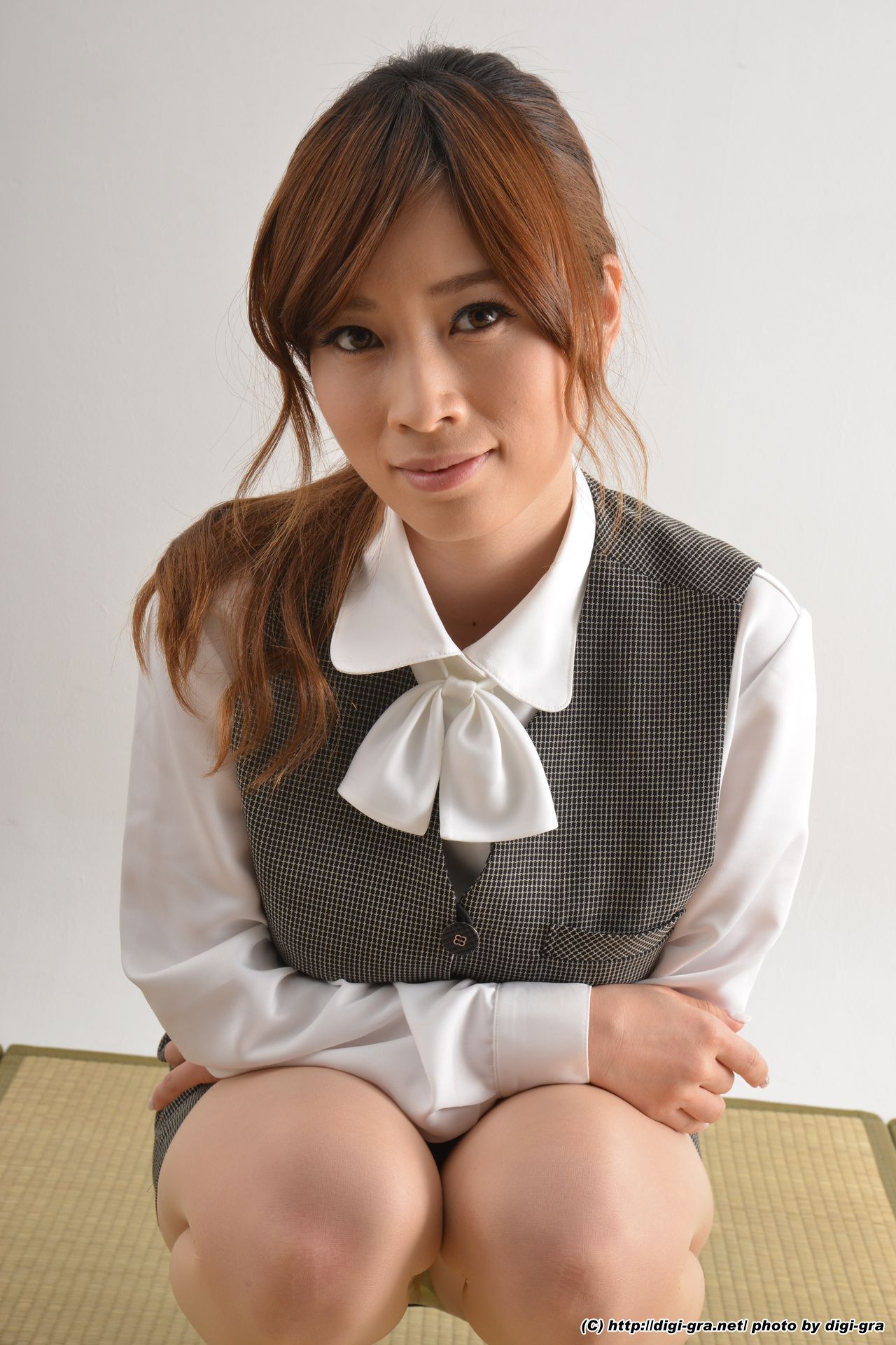奥田咲 肉丝OL制服 Set3 [Digi-Graデジグラ]
