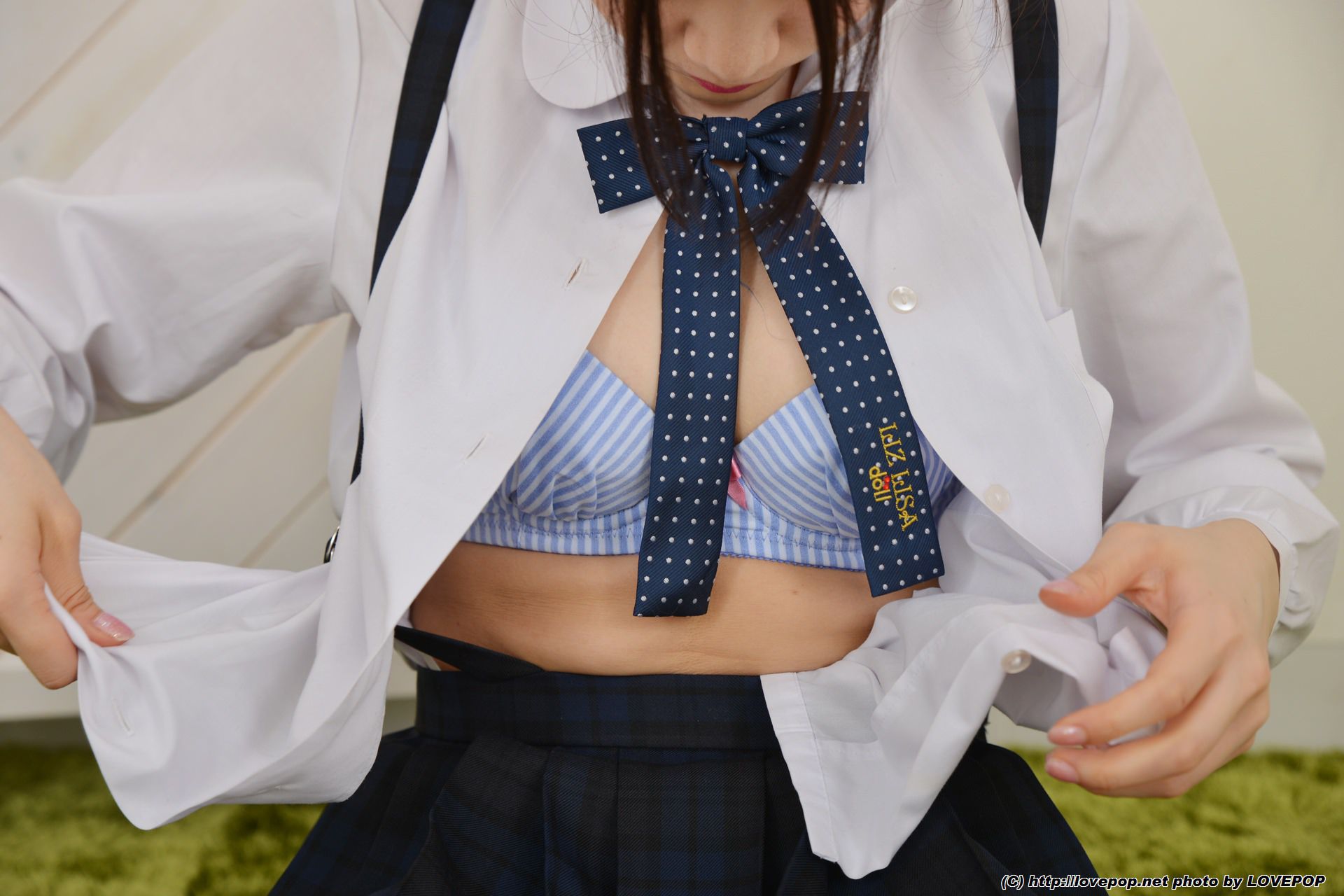 尾崎ねね Nene Ozaki 校服 Set1 [LovePop]