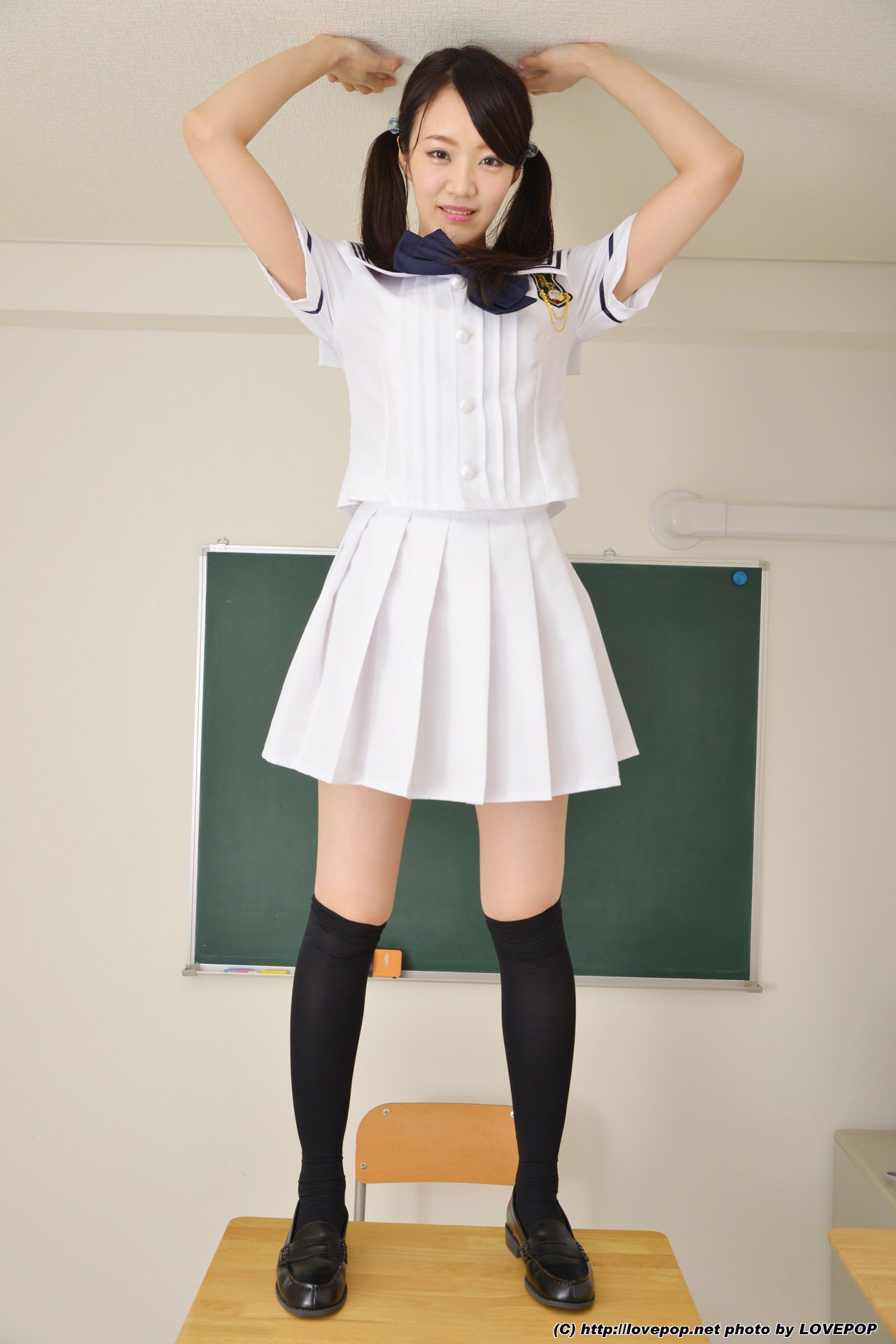 Nene Ozaki 尾崎ねね JK制服 Set2 [LovePop]