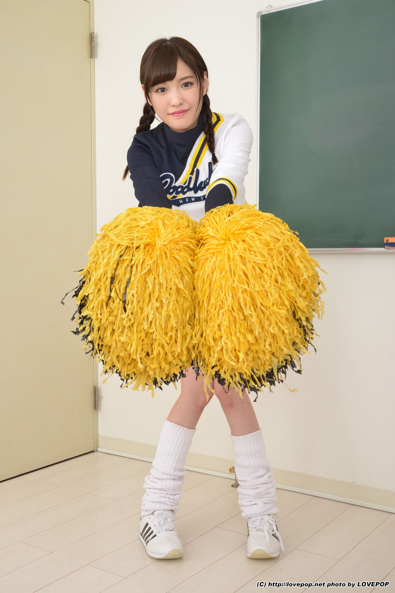 橋本ありな Arina Hashimoto 制服美少女Set06 [LovePop]