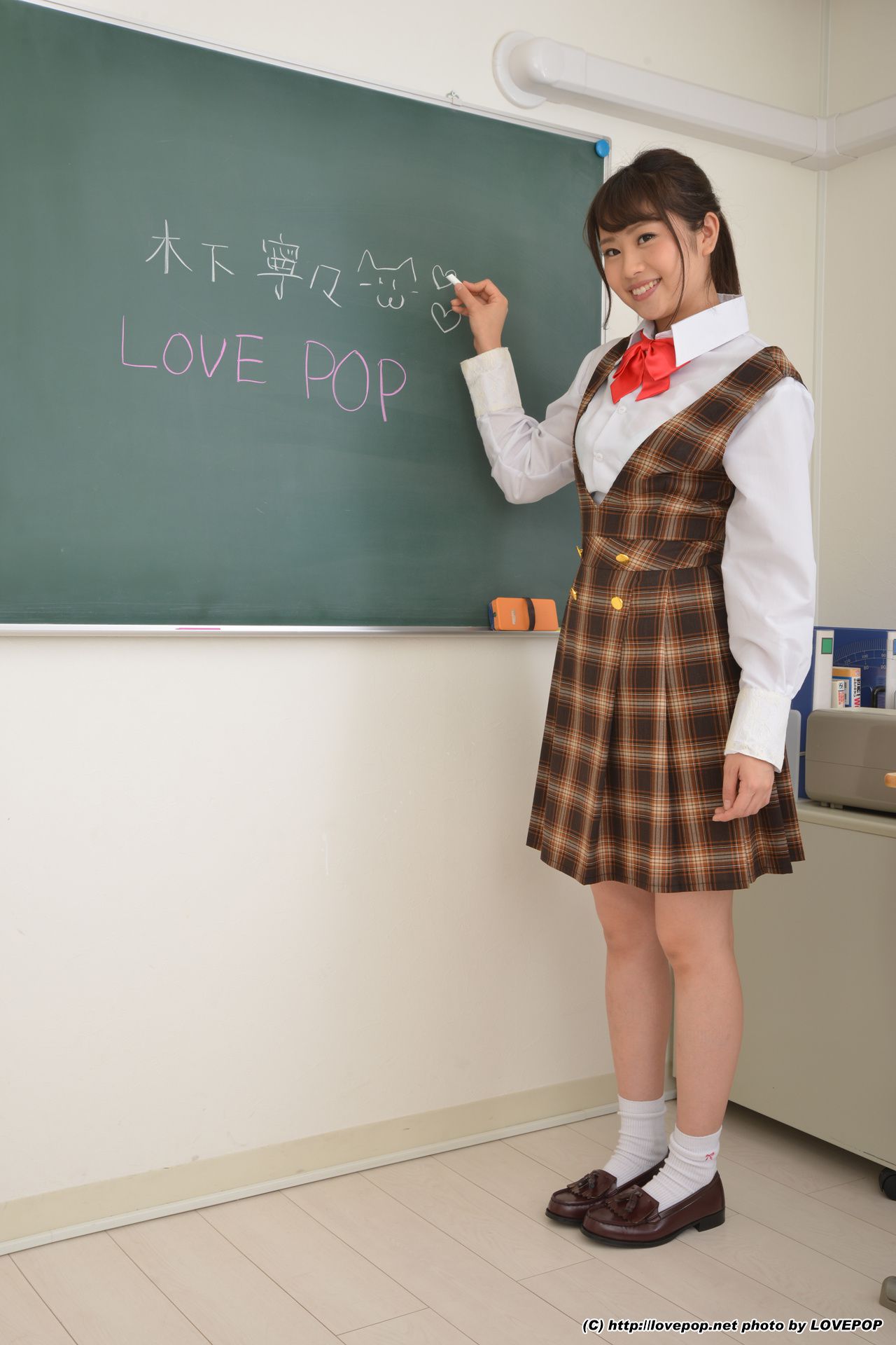 Nene Kinoshita 木下寧々 教室系列Set6 [LovePop]