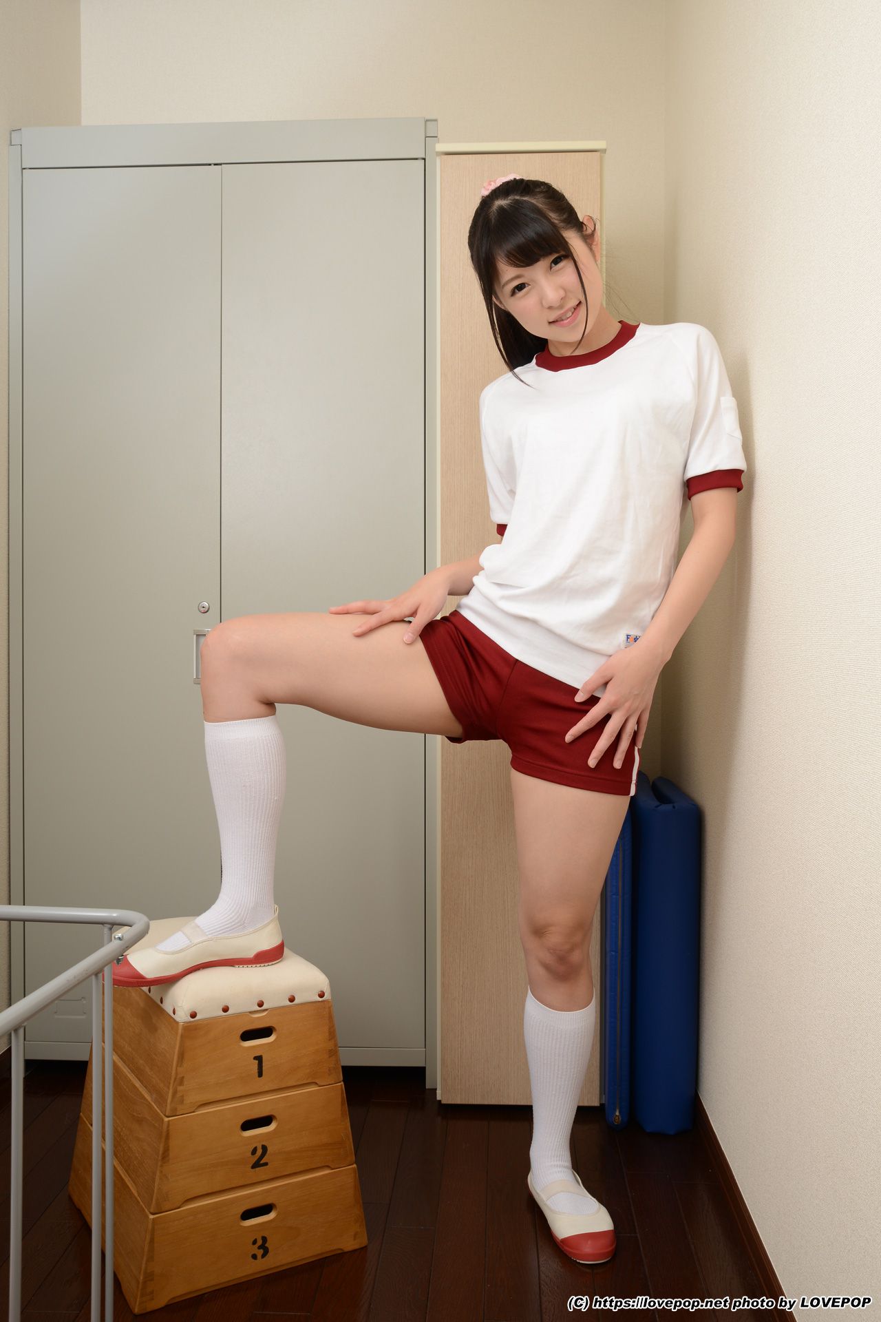 Rena Aoi あおいれな 体操服 Set08 [LovePop]