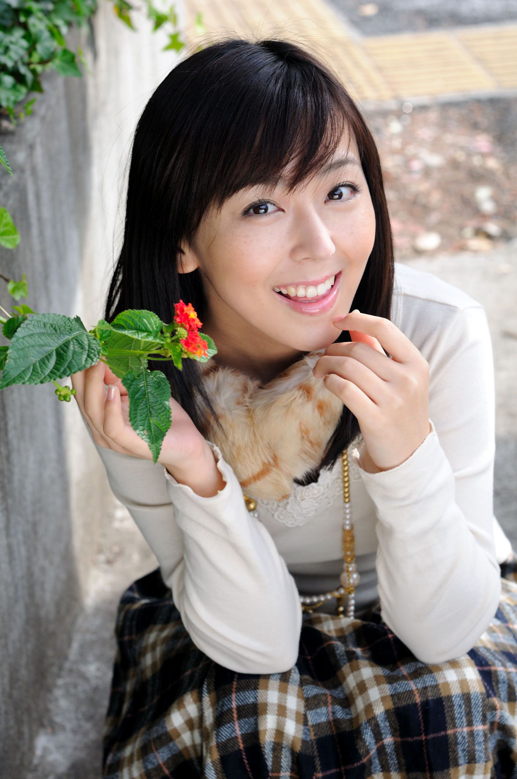 [Watch] Photogenic Weekend 伊藤えみ Emi Ito