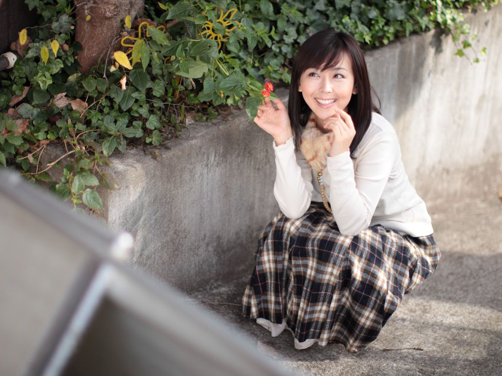 [Watch] Photogenic Weekend 伊藤えみ Emi Ito