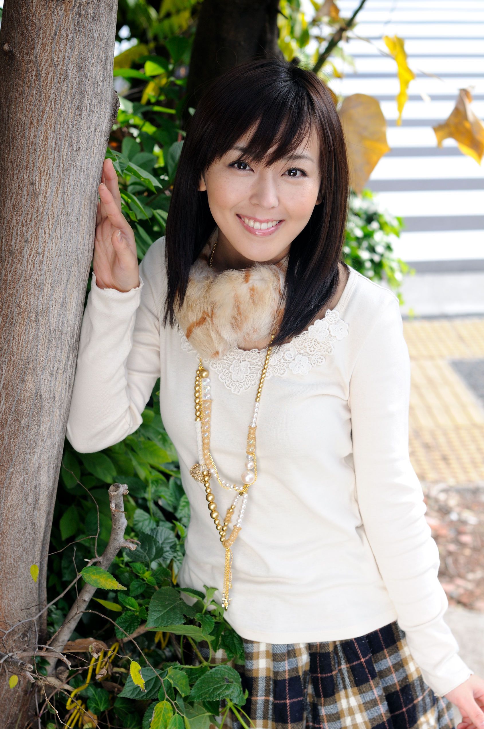 [Watch] Photogenic Weekend 伊藤えみ Emi Ito