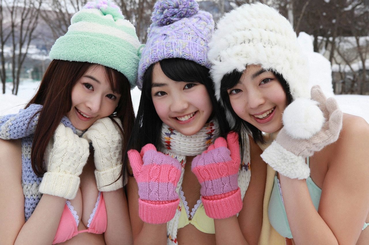 今野杏南&入矢麻衣&朝仓由舞&秋月三佳&椎名もも&他6人《at 雪山-雪合战》 [WPB-net]
