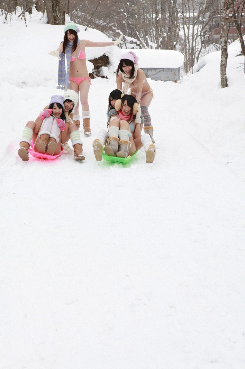 今野杏南&入矢麻衣&朝仓由舞&秋月三佳&椎名もも&他6人《at 雪山-雪合战》 [WPB-net]
