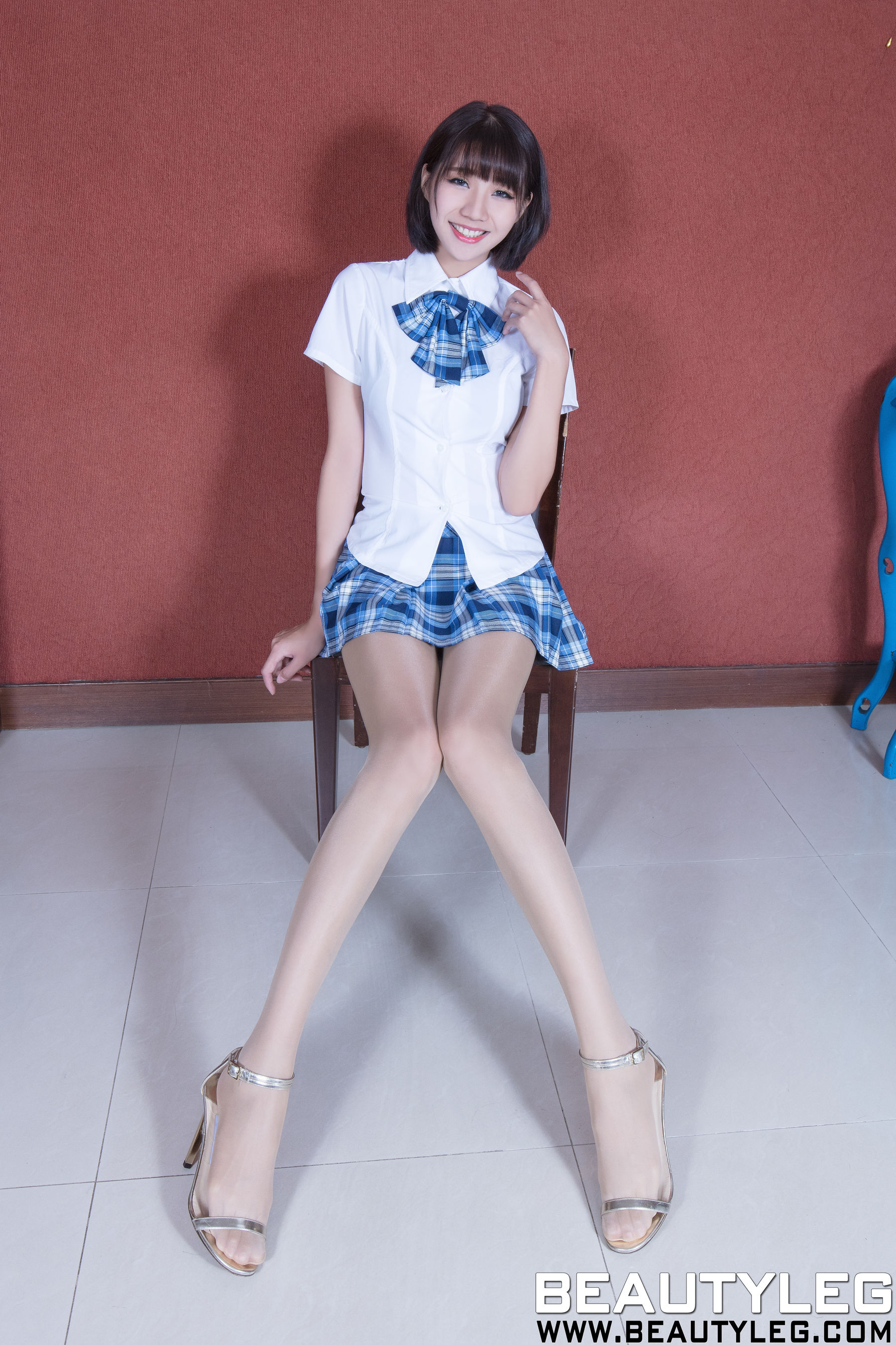 林千如Anita《肉丝短裙美腿+包臀裙》 [Beautyleg] No.1579