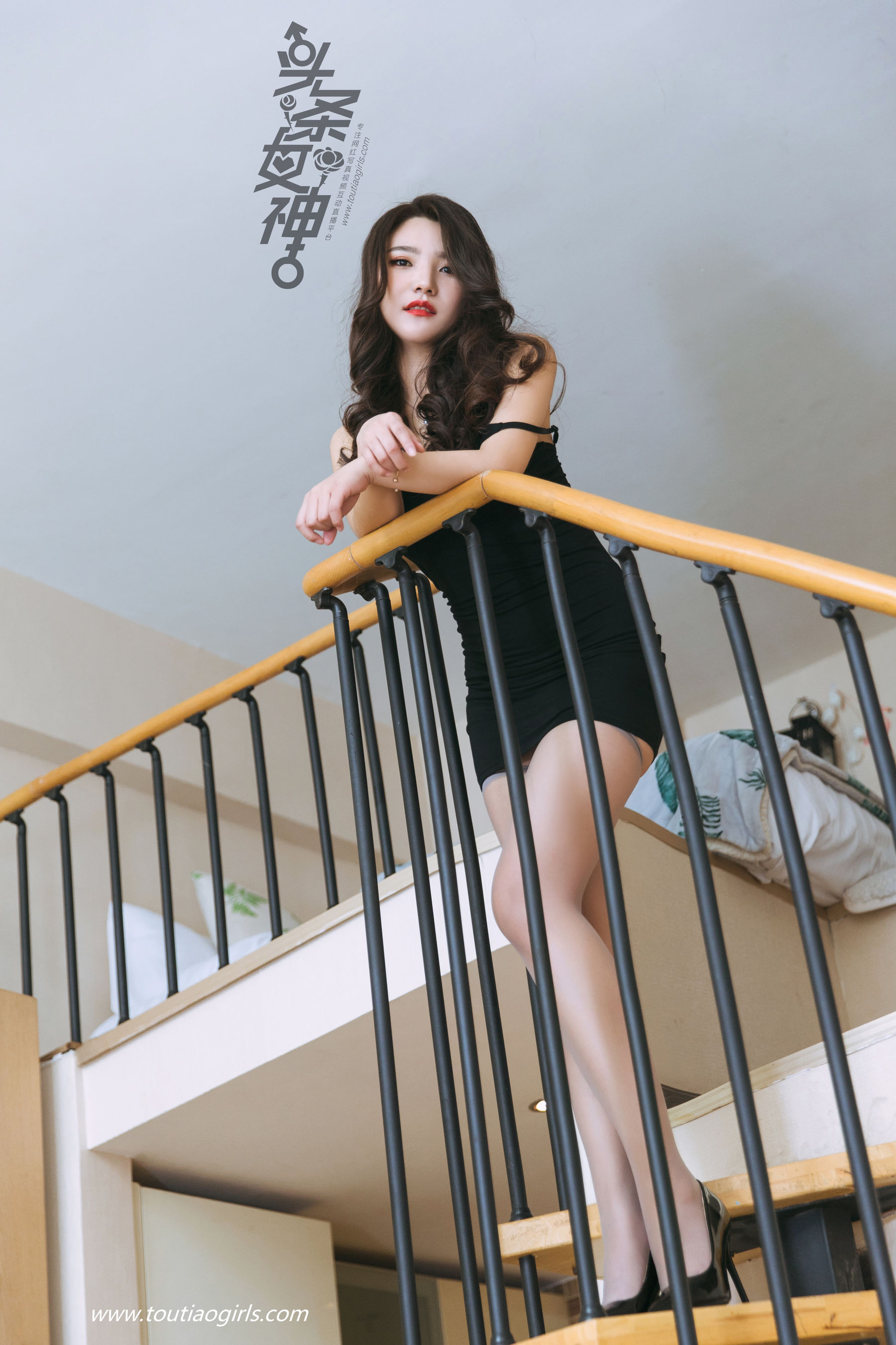 小唐嫣《蜜汁熟女1》 [头条女神Toutiaogirls]