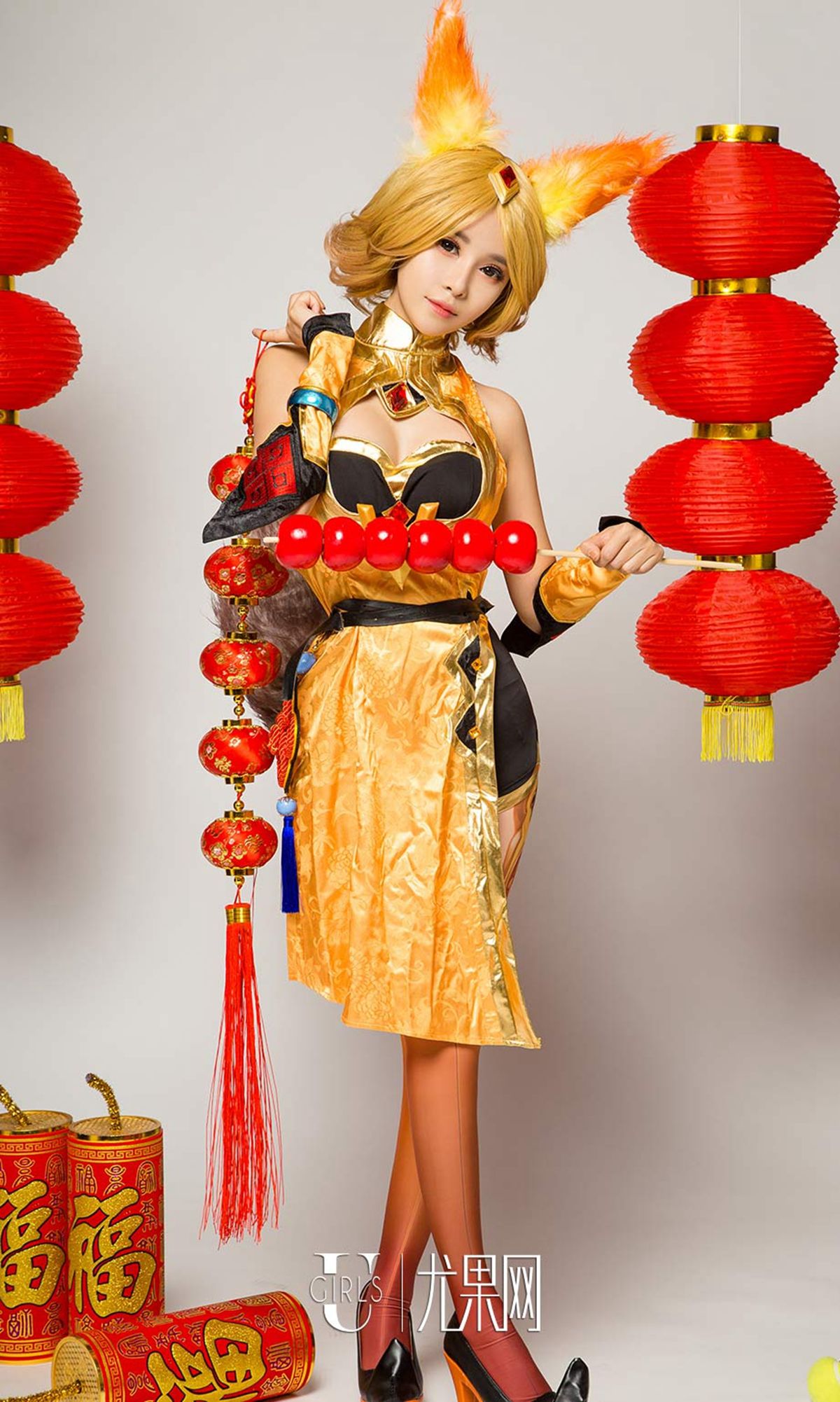 爱菲&周心怡&施诗&白熙萌&艺轩&田慕儿&筱慧《王者闹春》 [尤果圈] No.1004