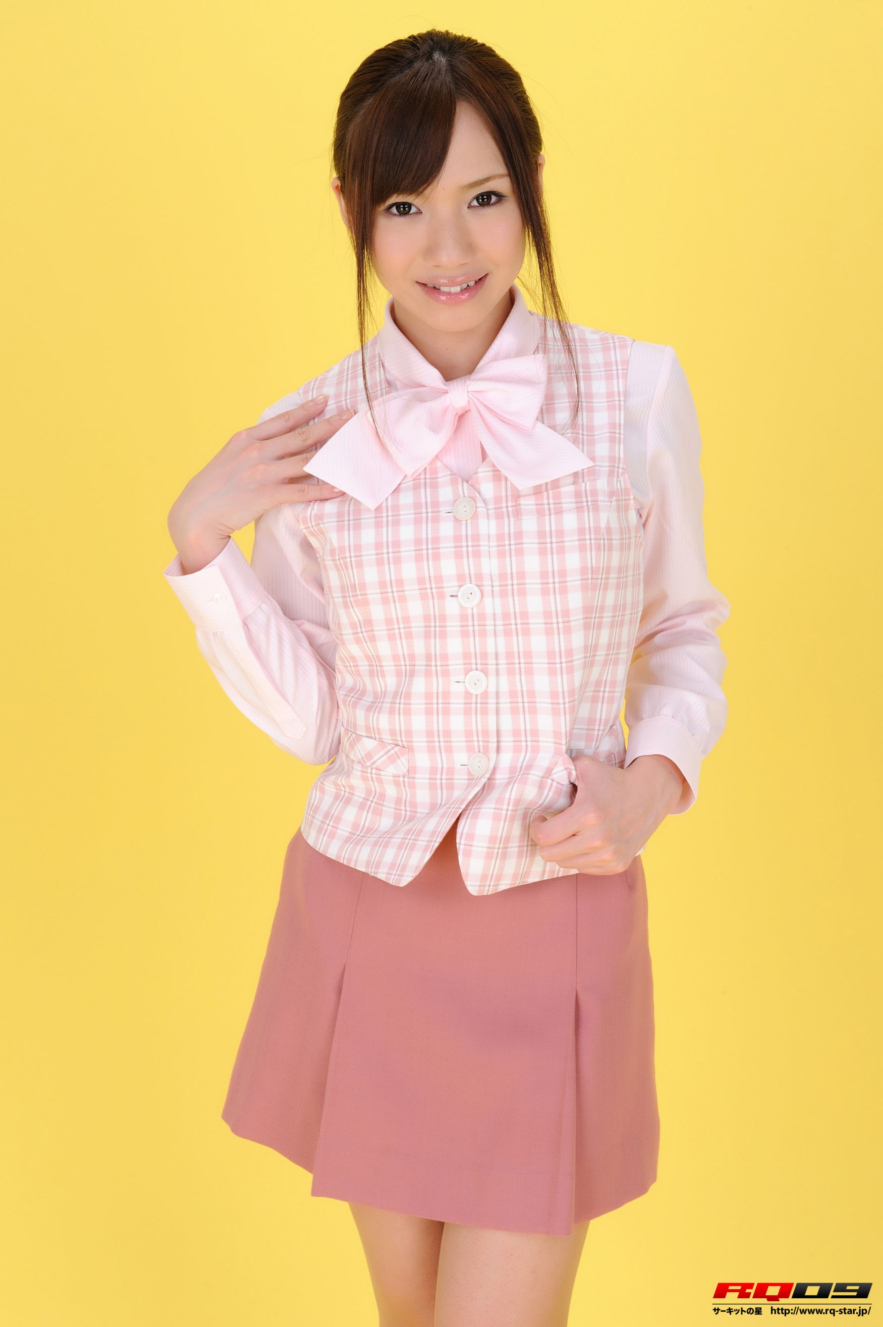 [RQ-STAR] NO.00220 中田あさみ Office Lady 职业装 写真集