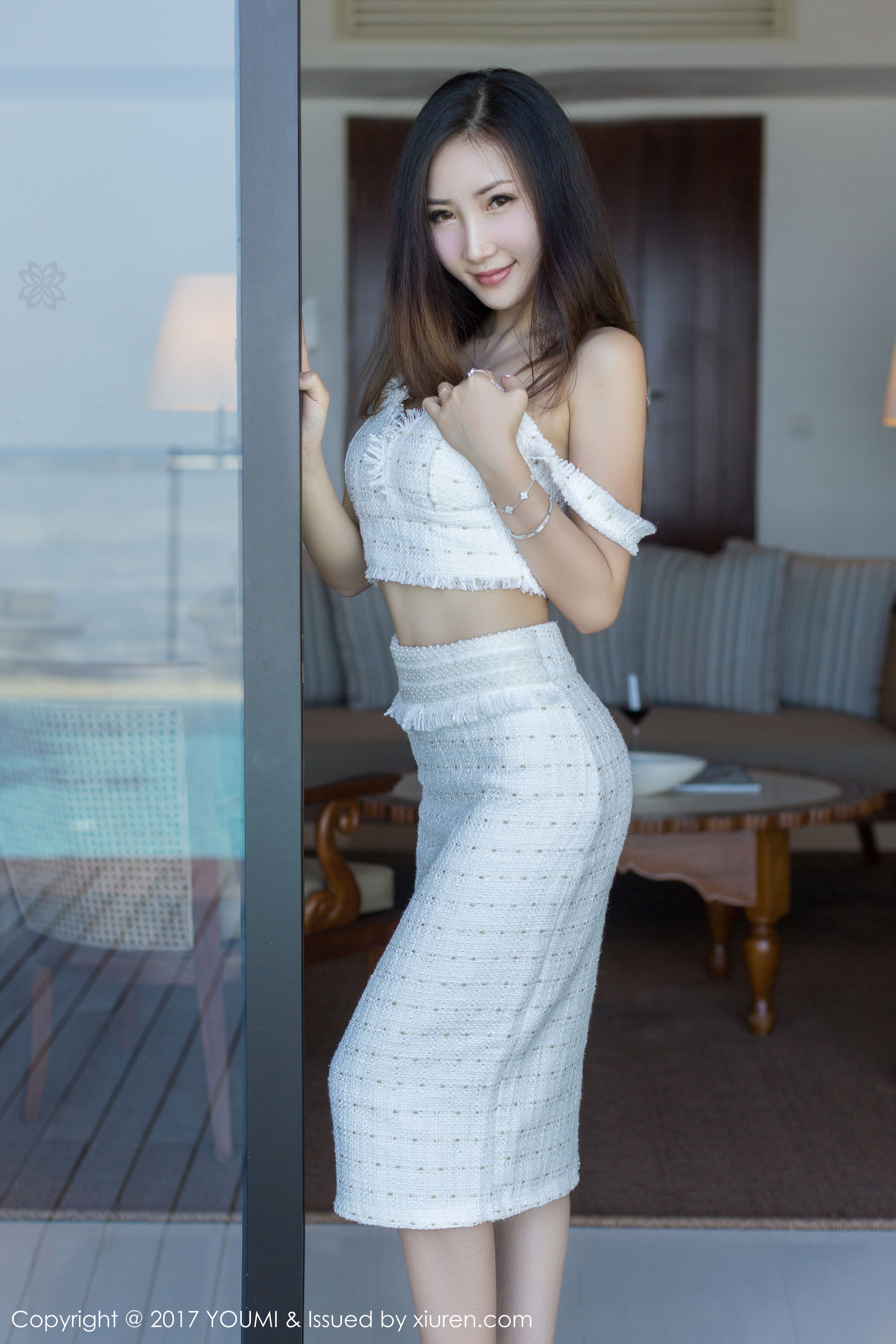 Yumi-尤美《马尔代夫旅拍》 [尤蜜荟YouMi] Vol.100
