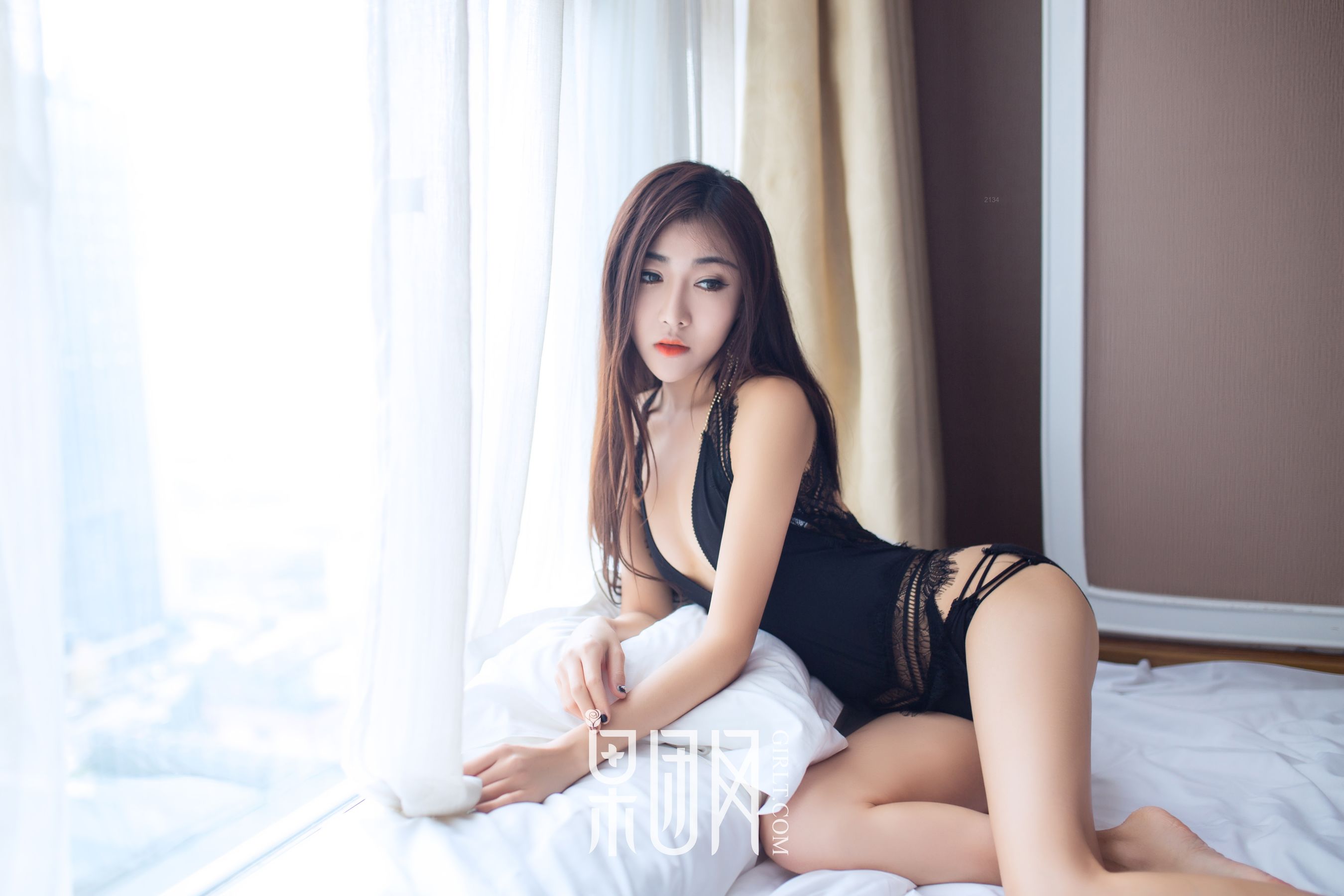 笑笑《坠入凡间的仙子，等待田耕回来的夫君！》 [果团Girlt] No.121
