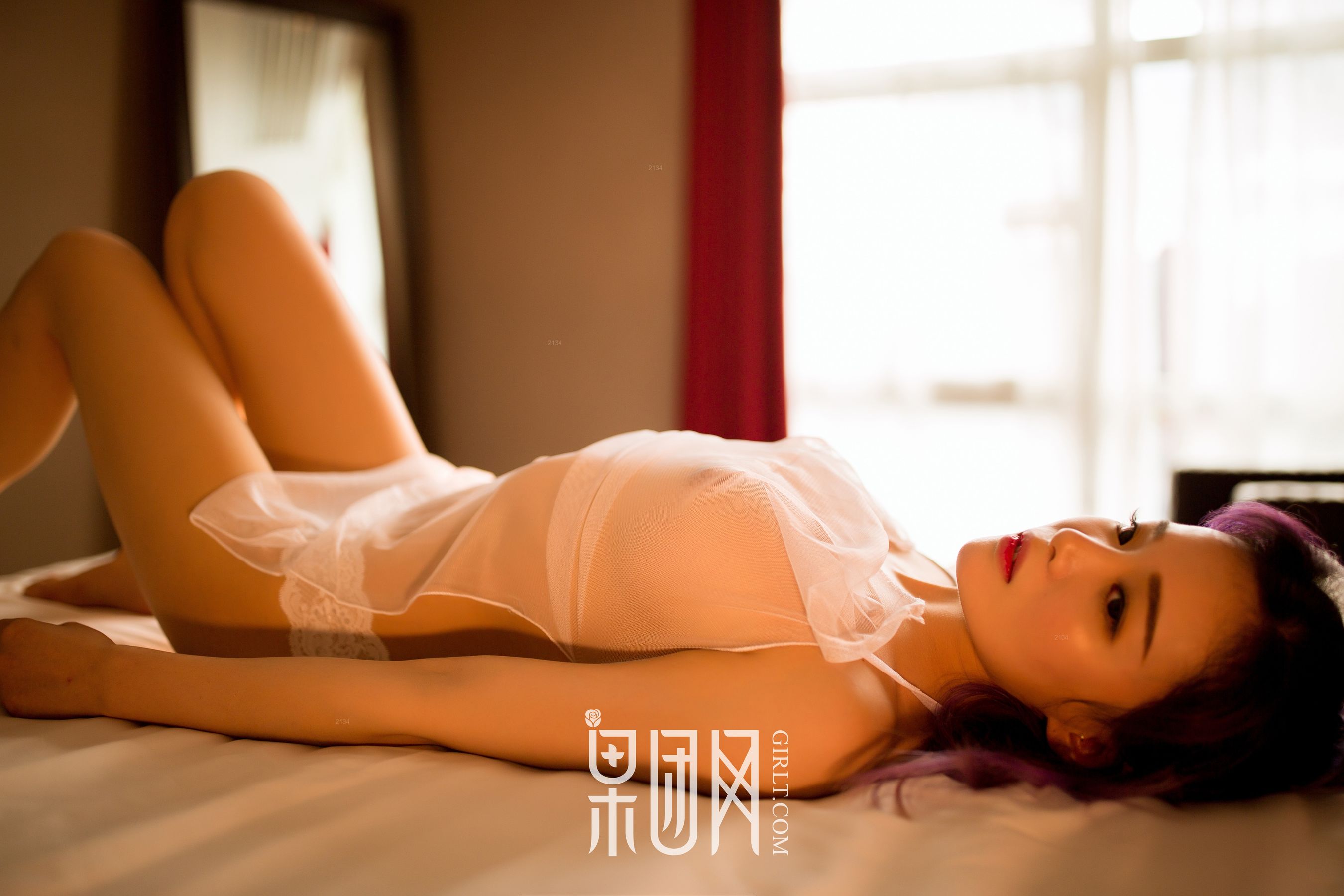 《紫发豪乳妹蜜桃臀高翘解锁新姿势！》 [果团Girlt]熊川纪信 No.003