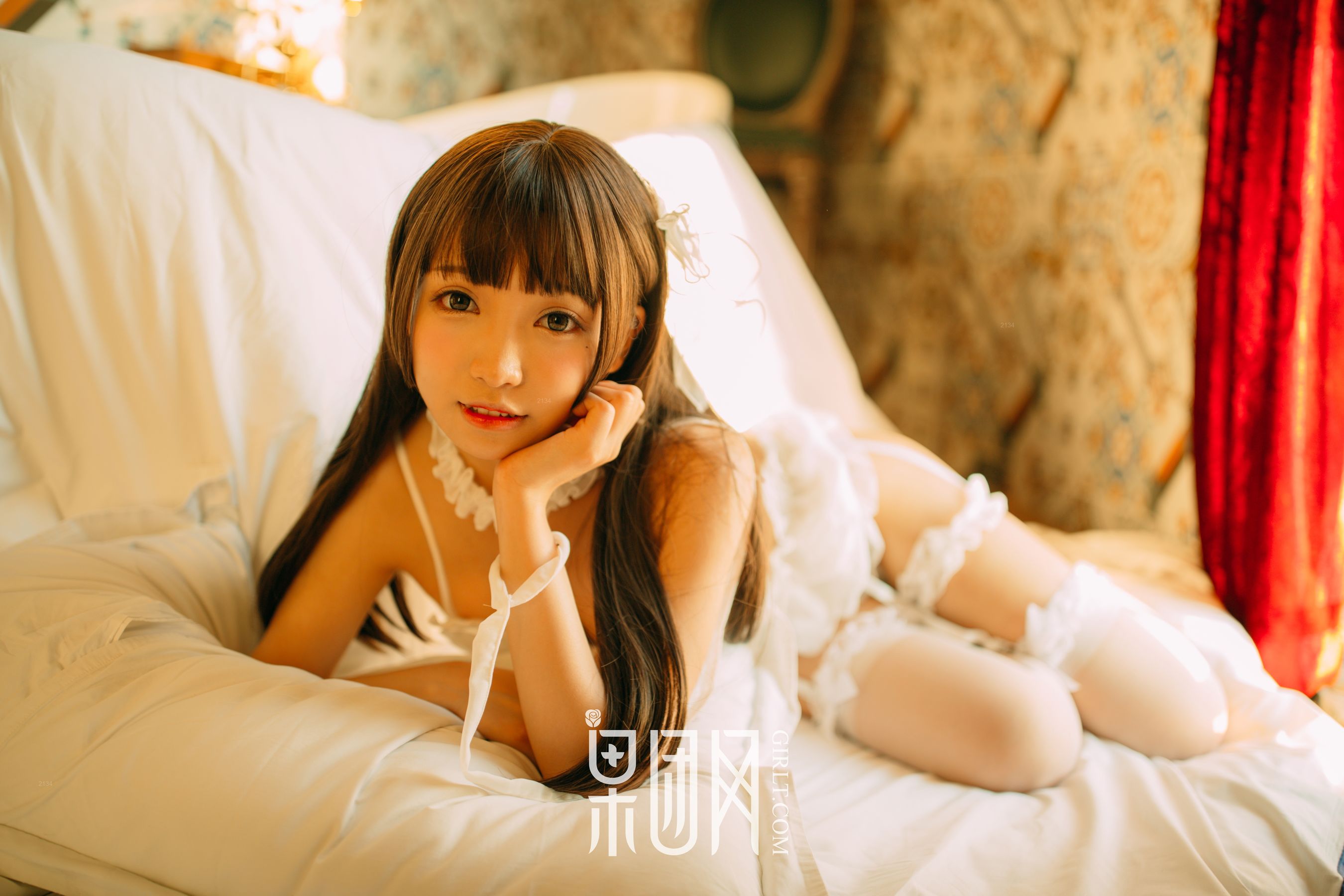 《白丝男人斩！巨乳萝莉真空上阵化身调皮小女仆》 [果团Girlt]熊川纪信 No.005