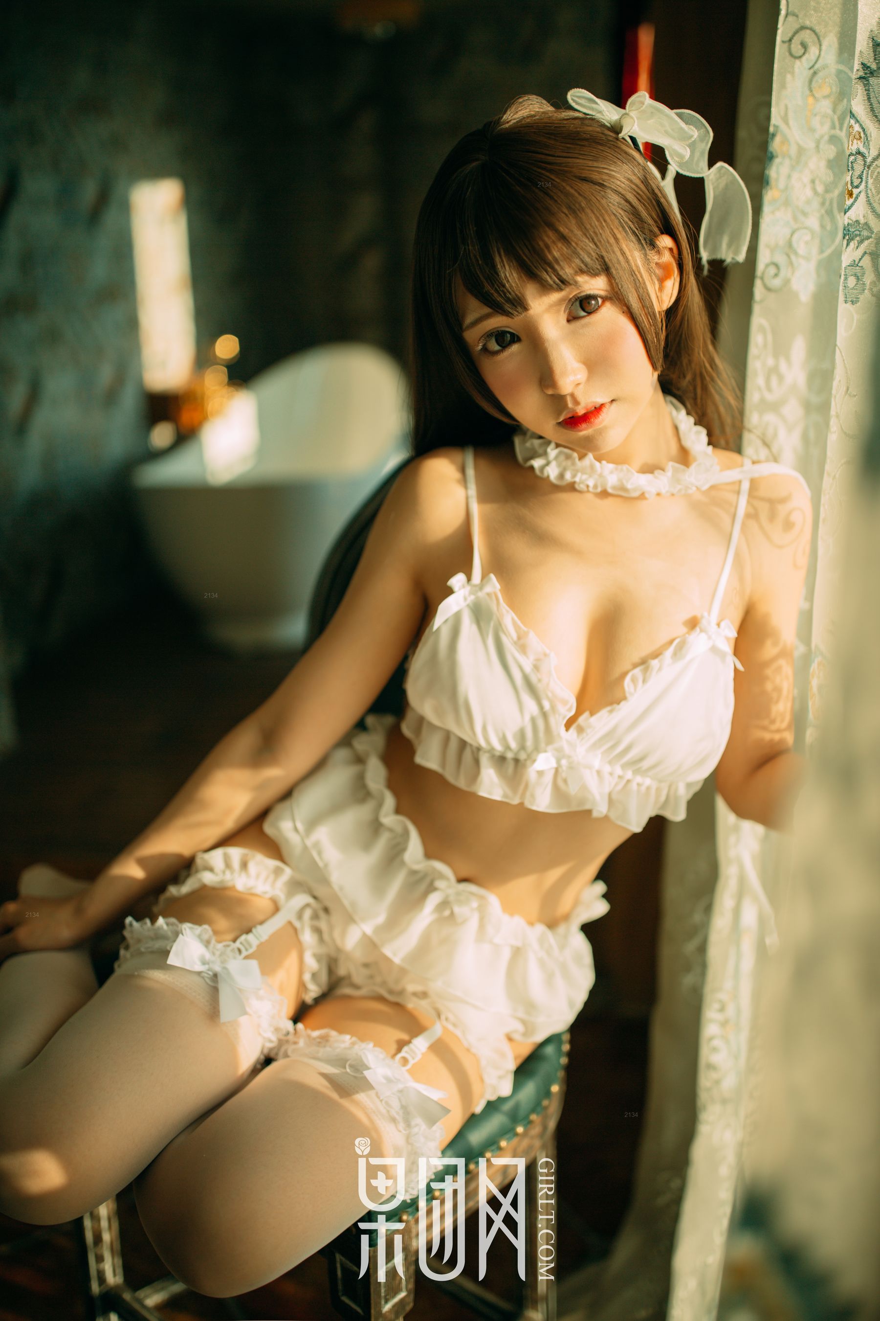 《白丝男人斩！巨乳萝莉真空上阵化身调皮小女仆》 [果团Girlt]熊川纪信 No.005