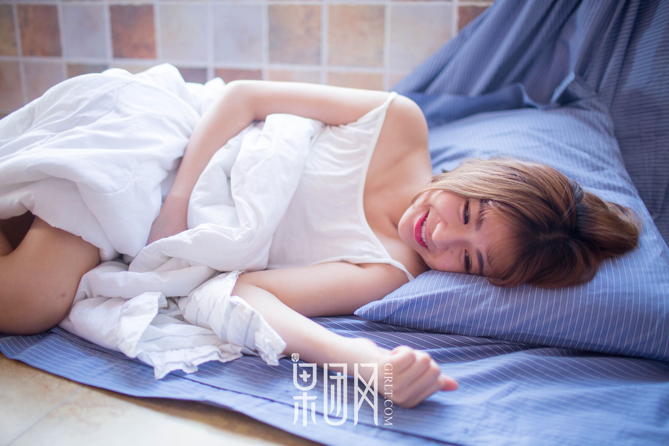 星野千美奈《巨乳萝莉》 [果团Girlt]熊川纪信 No.007