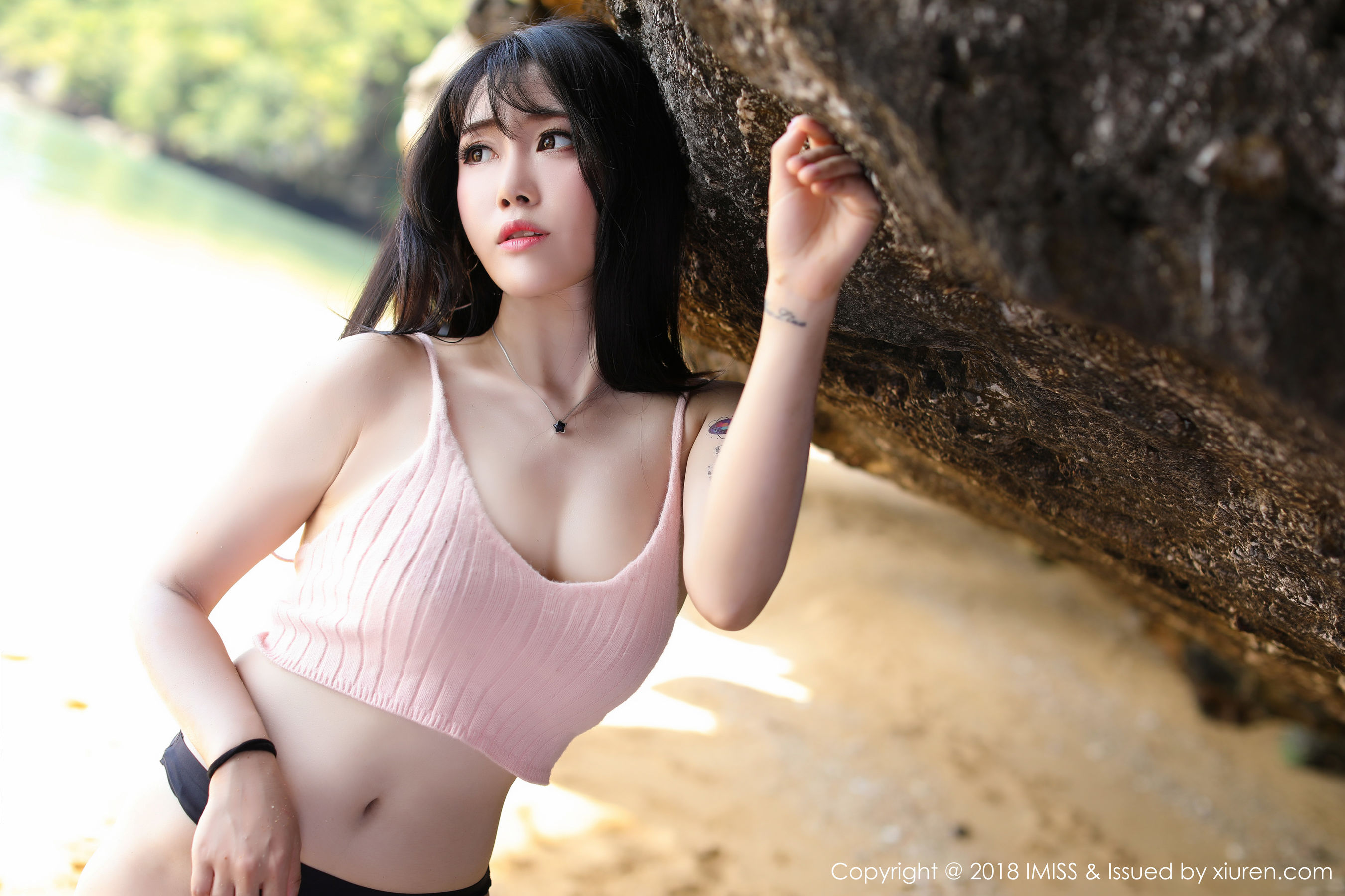 兜豆靓Youlina《极度诱惑的香艳》 [爱蜜社IMiss] Vol.215
