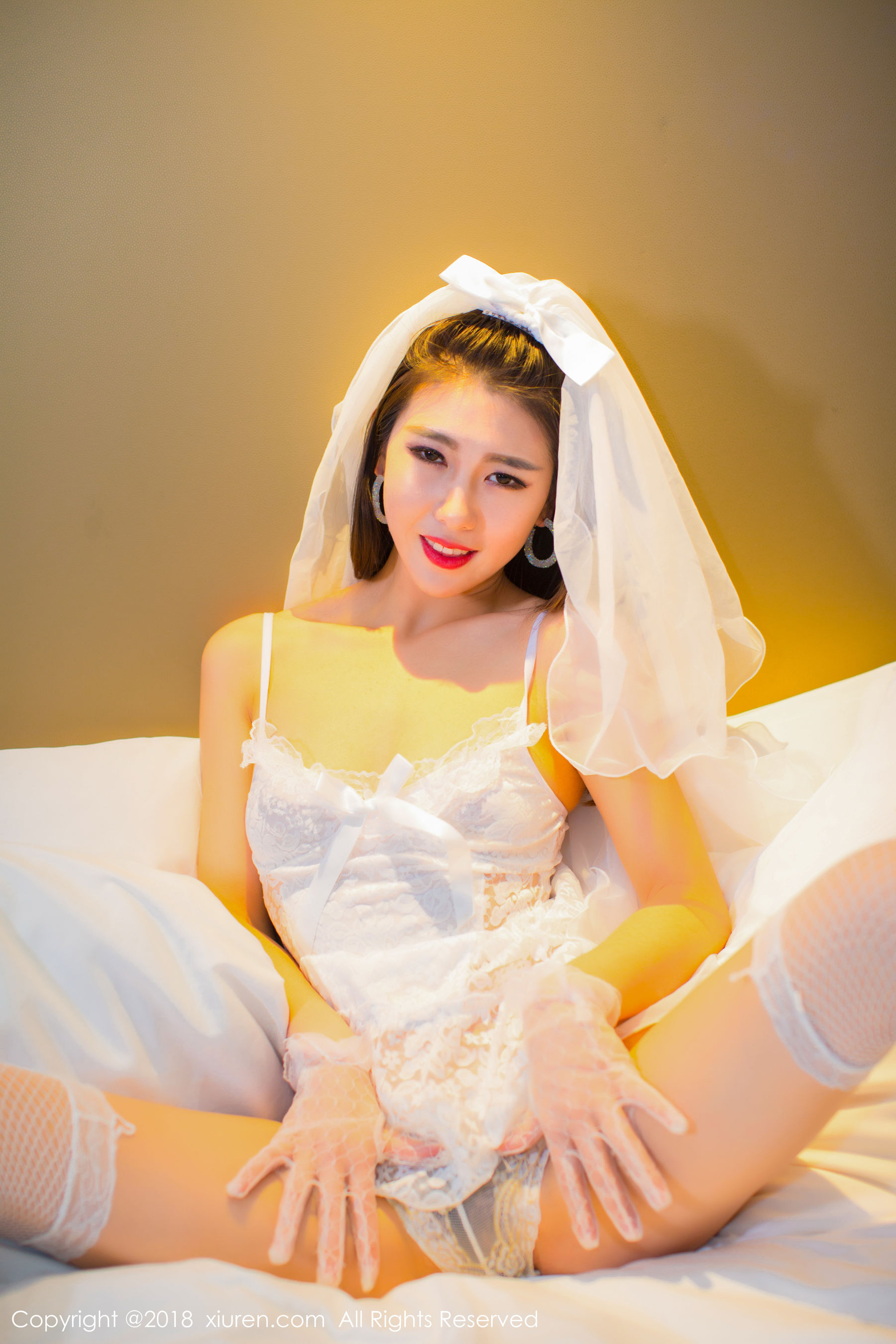 糖果儿《情趣镂空婚纱诱惑》 [秀人XiuRen] No.896