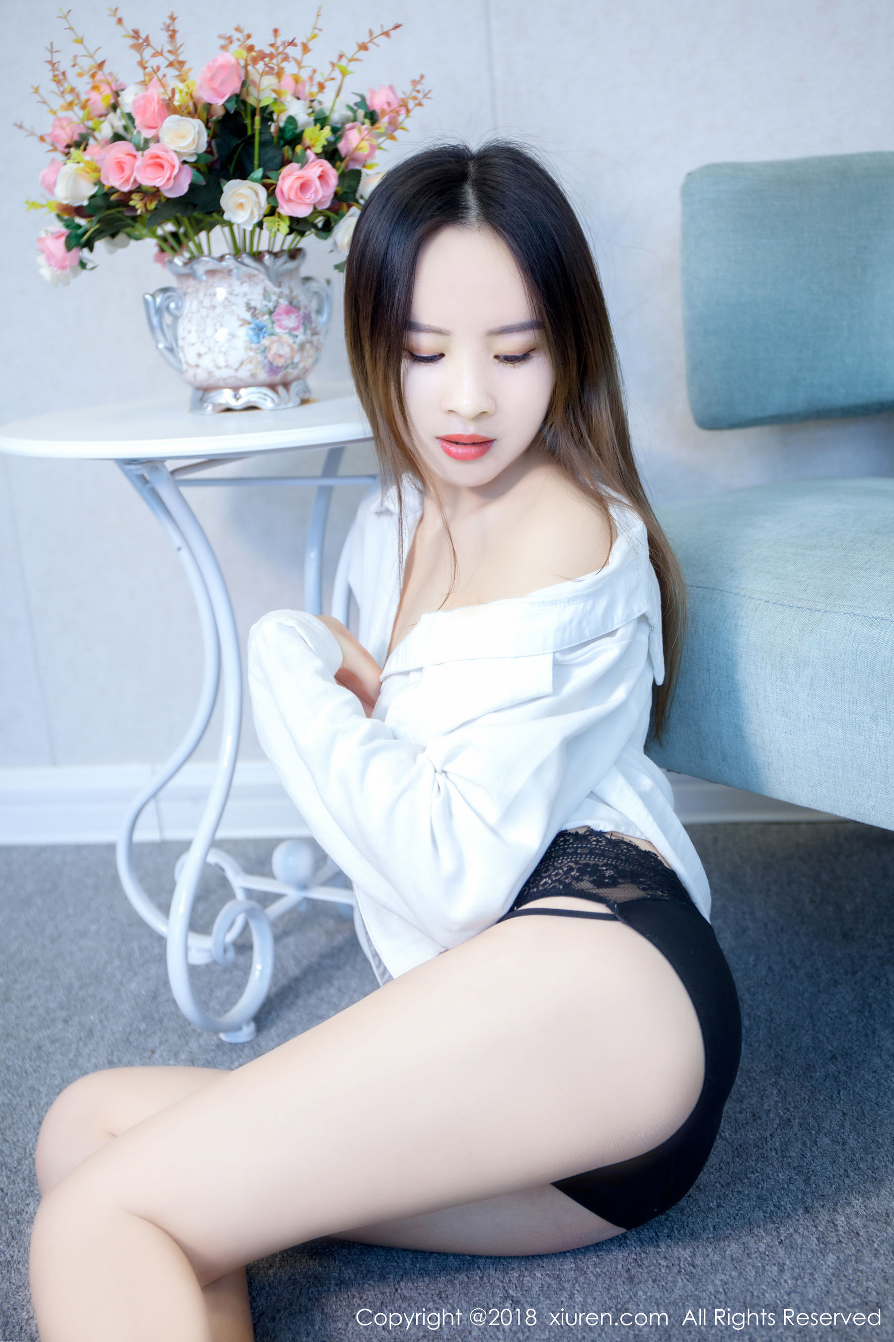 涵涵猫《甜美清纯型萝莉》 [秀人XiuRen] No.909
