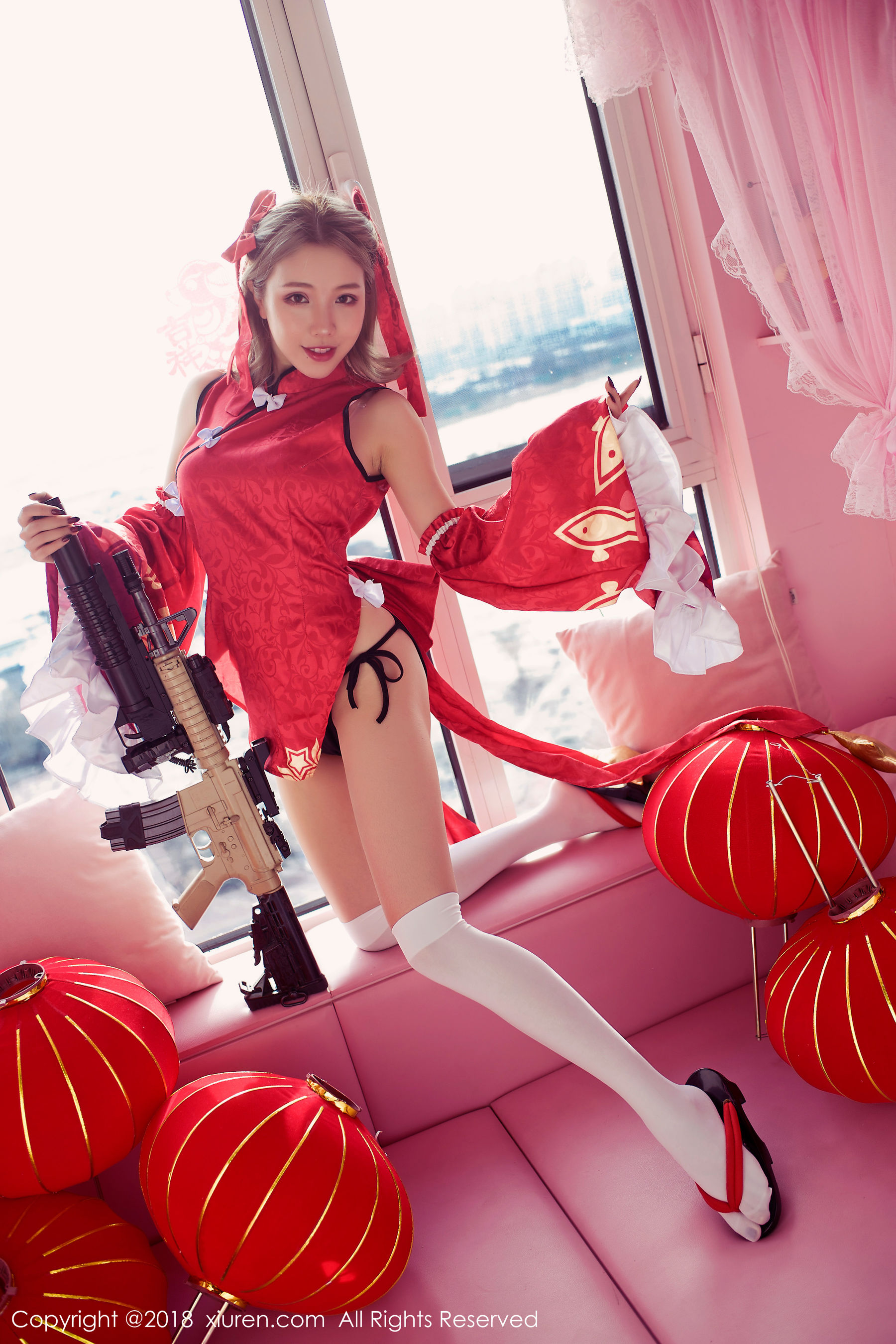 黄楽然《保鲜膜裹身+极品COS枪娘》 [秀人XiuRen] No.911