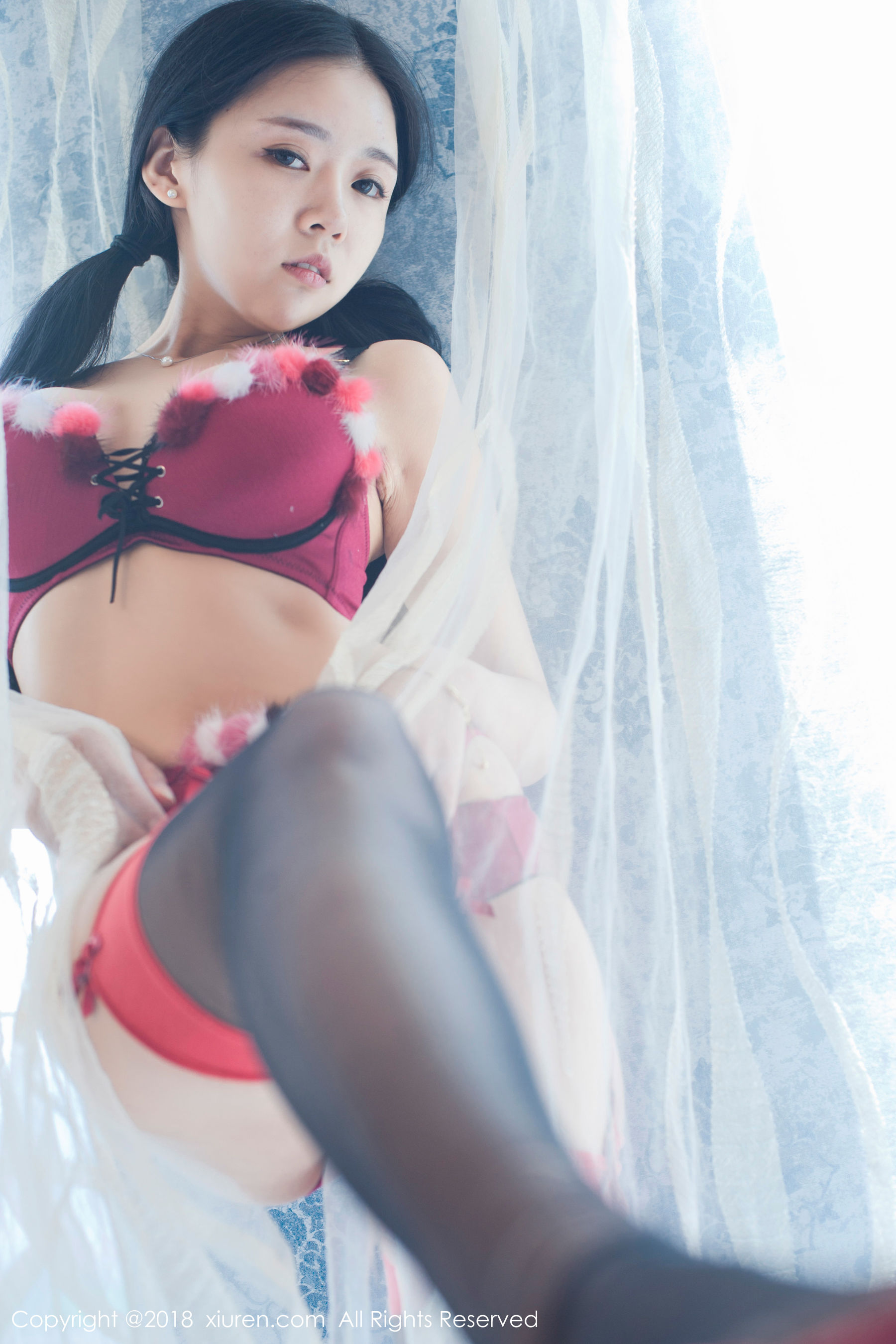 红气球《童颜巨乳稚气未脱小姑娘》 [秀人XiuRen] No.932