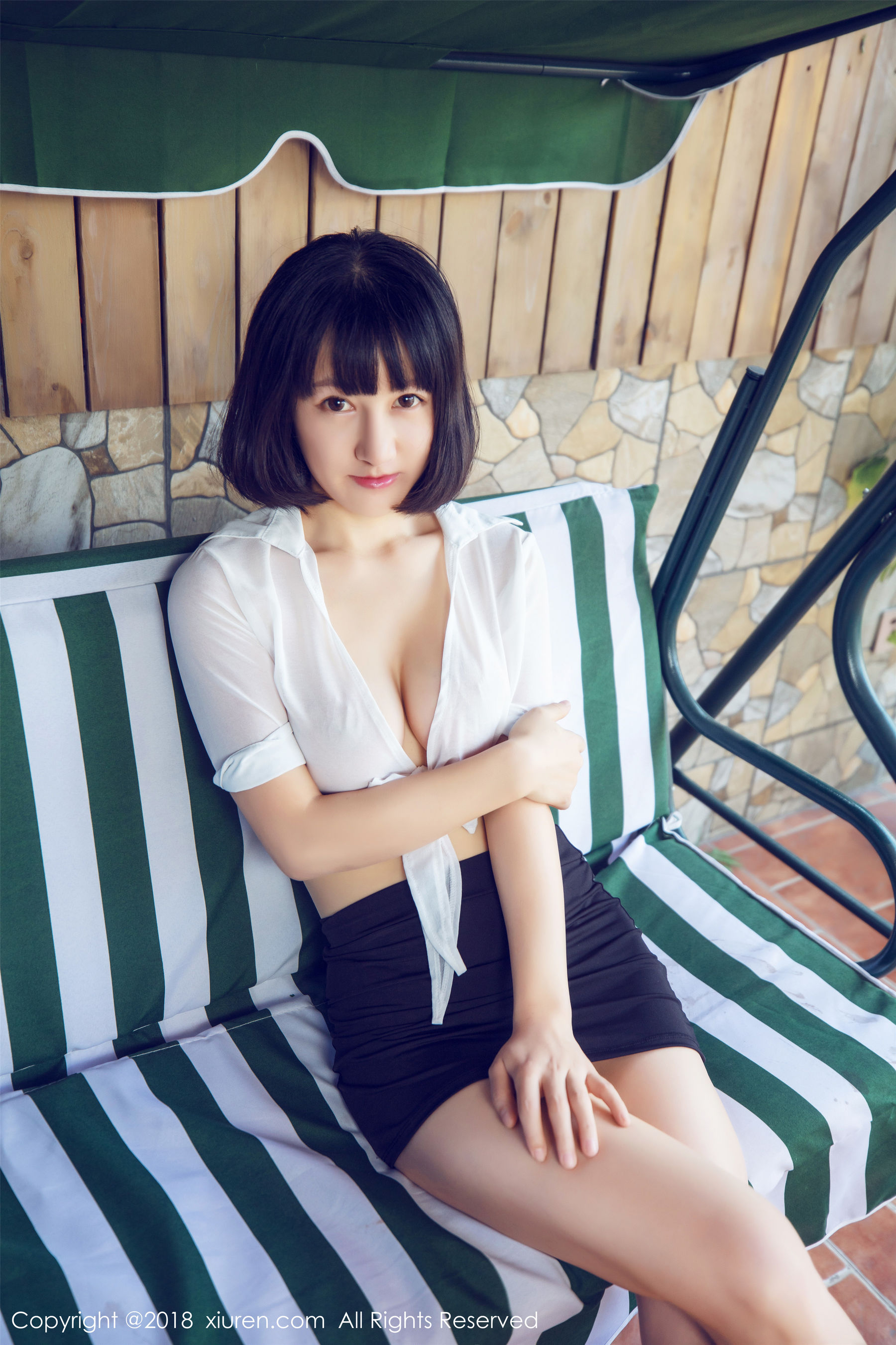 小探戈《透视蕾丝内衣+女仆装+诱惑女秘书OL》 [秀人XiuRen] No.933