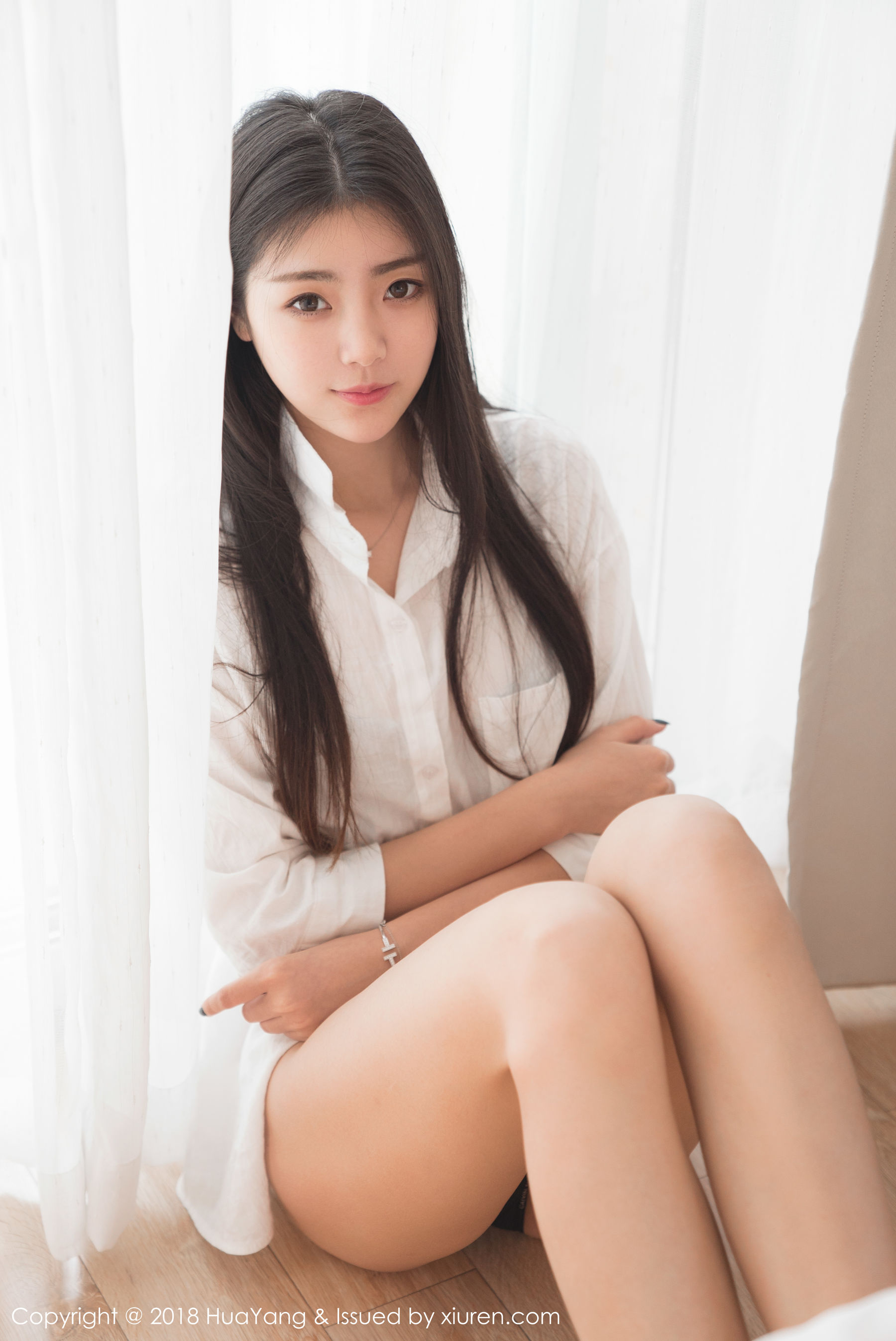 可樂Vicky《毛衣+白衬衫》 [花漾HuaYang] Vol.027