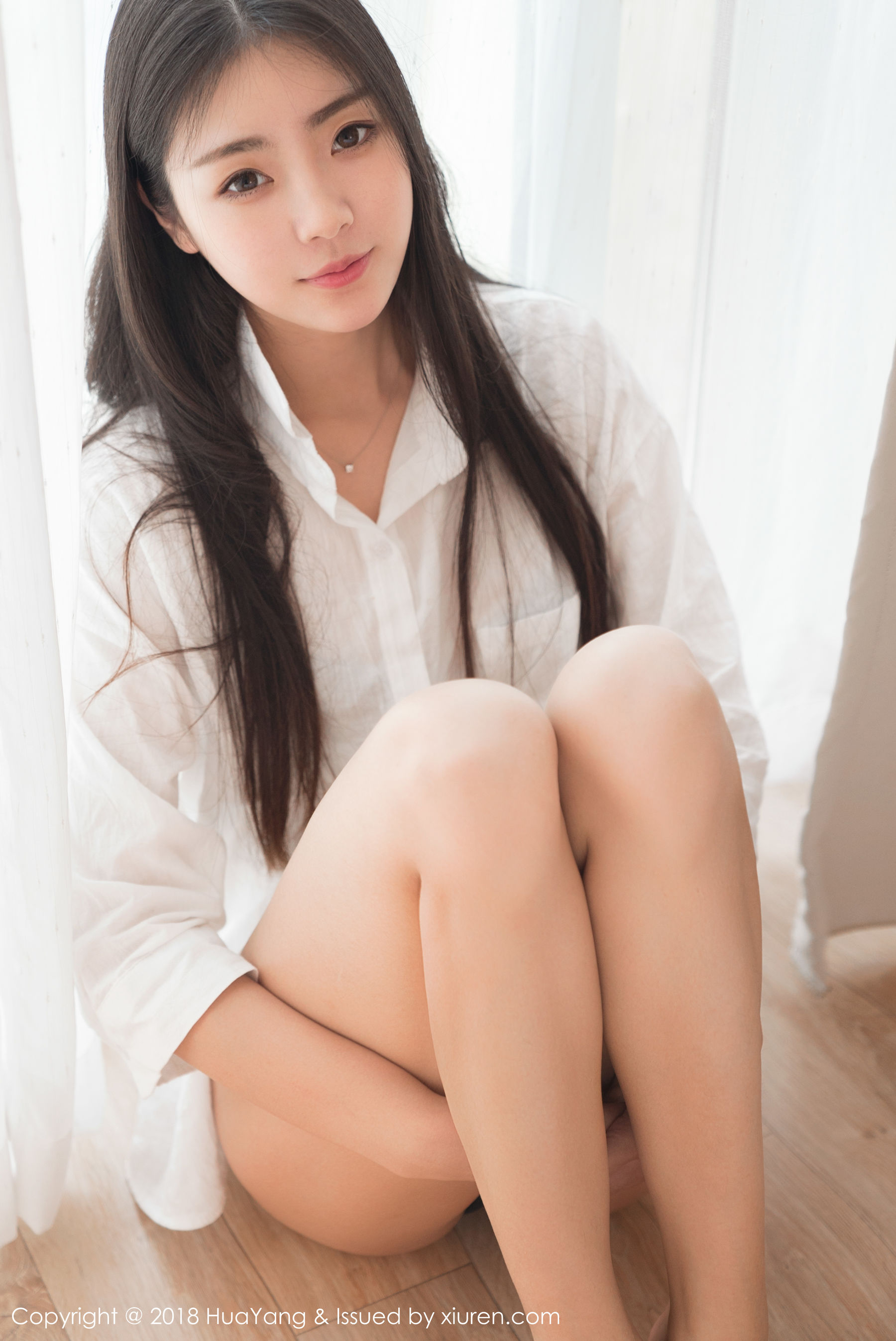 可樂Vicky《毛衣+白衬衫》 [花漾HuaYang] Vol.027