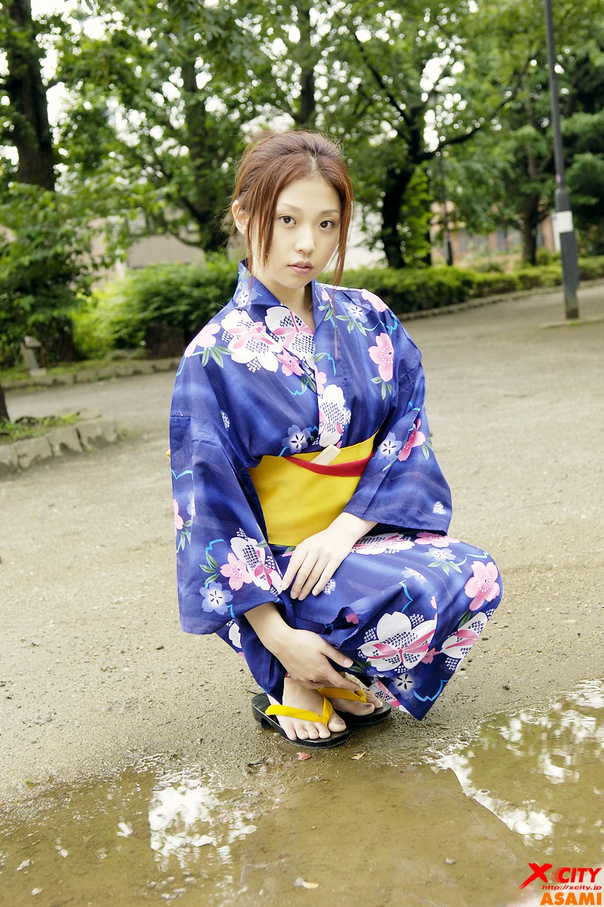 [X-City] WEB No.018 亜紗美《終わらない午後》