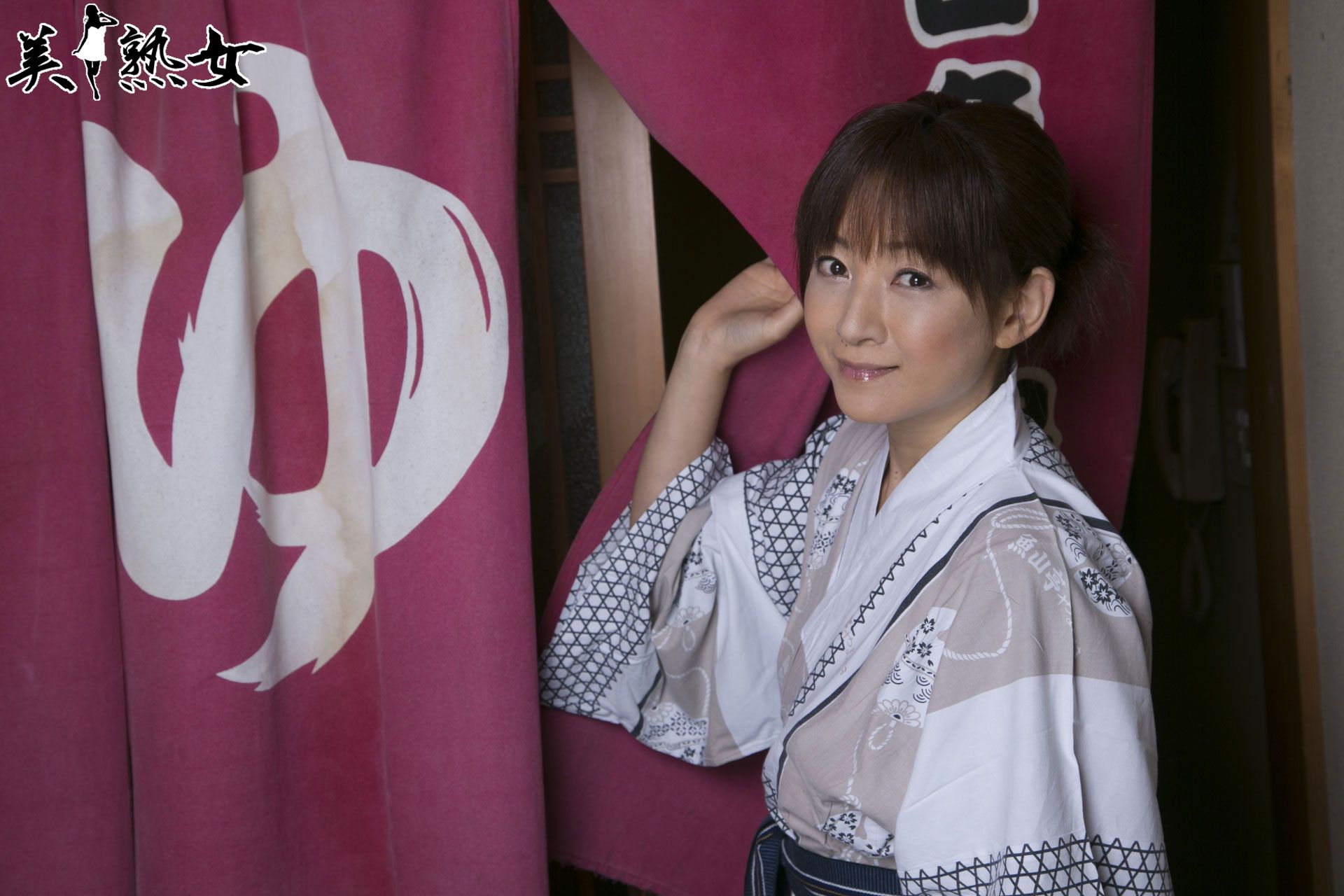 [X-City] 美熟女[JUKUJO] Ai Komori 小森愛