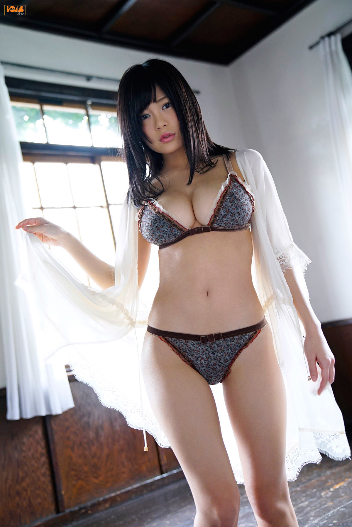日本大胸妹RaMu [Bomb.tv] 2018年02月号