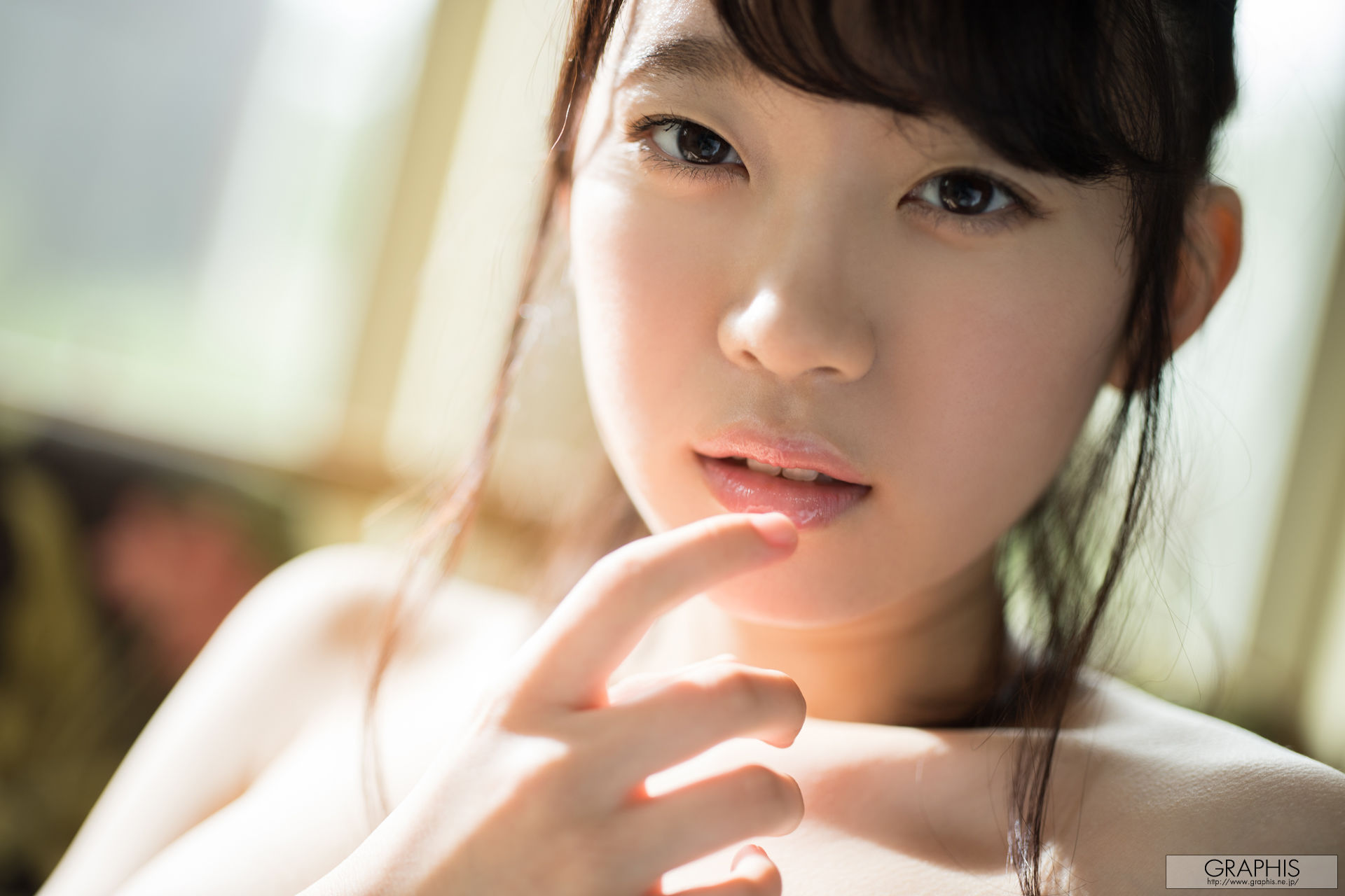 Yura Kano 架乃ゆら [Graphis] First Gravure 初脫ぎ娘