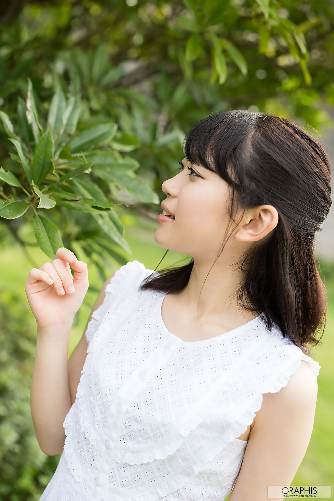 Yura Kano 架乃ゆら [Graphis] First Gravure 初脫ぎ娘