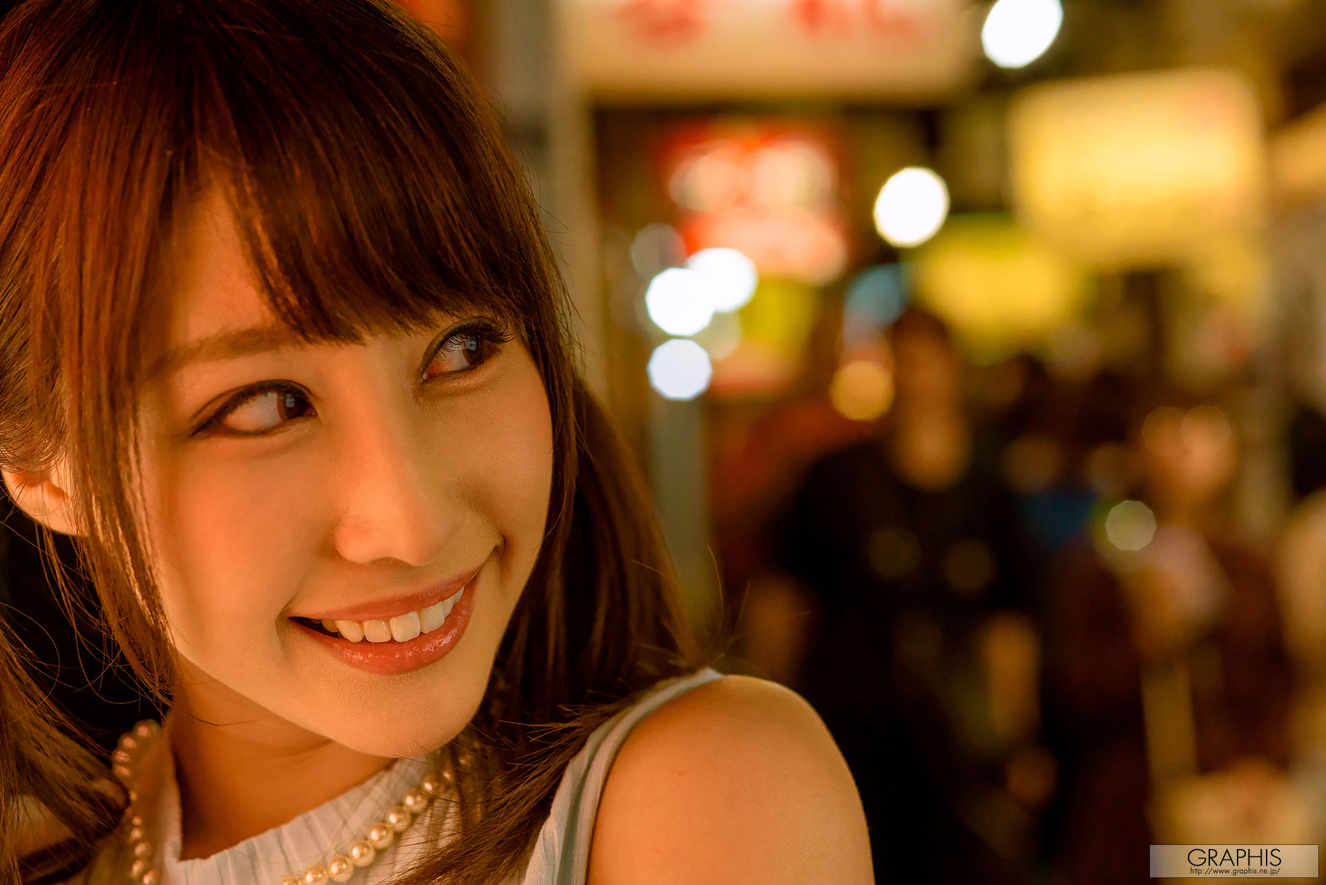 あやみ旬果《Beautiful Body》 [Graphis] Gals