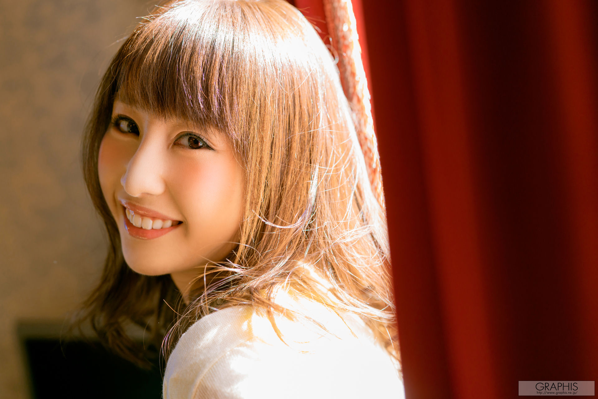 あやみ旬果《Beautiful Body》 [Graphis] Gals