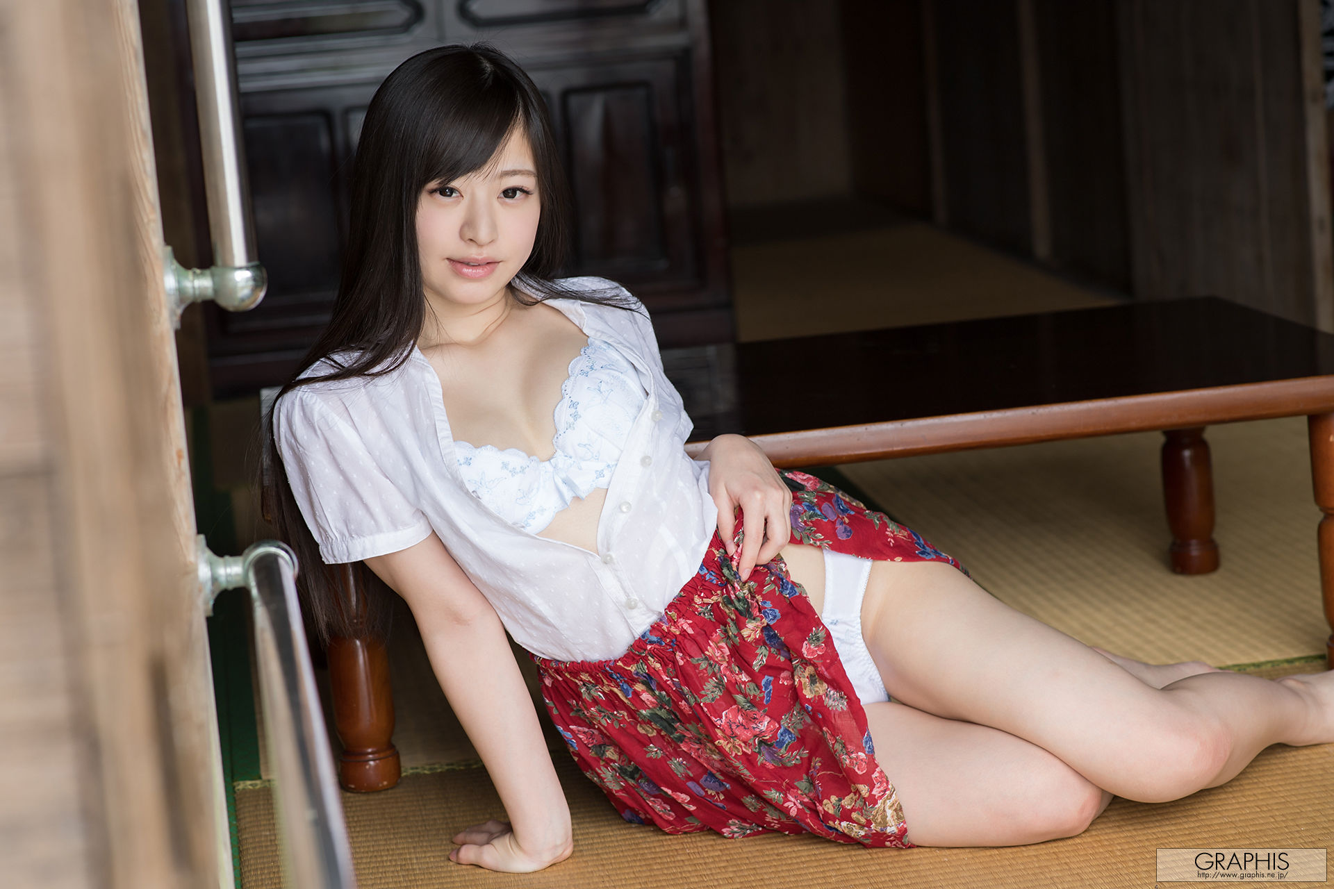 Momojiri Kanon 桃尻かのん/桃尻华音 [Graphis] 初脫ぎ娘