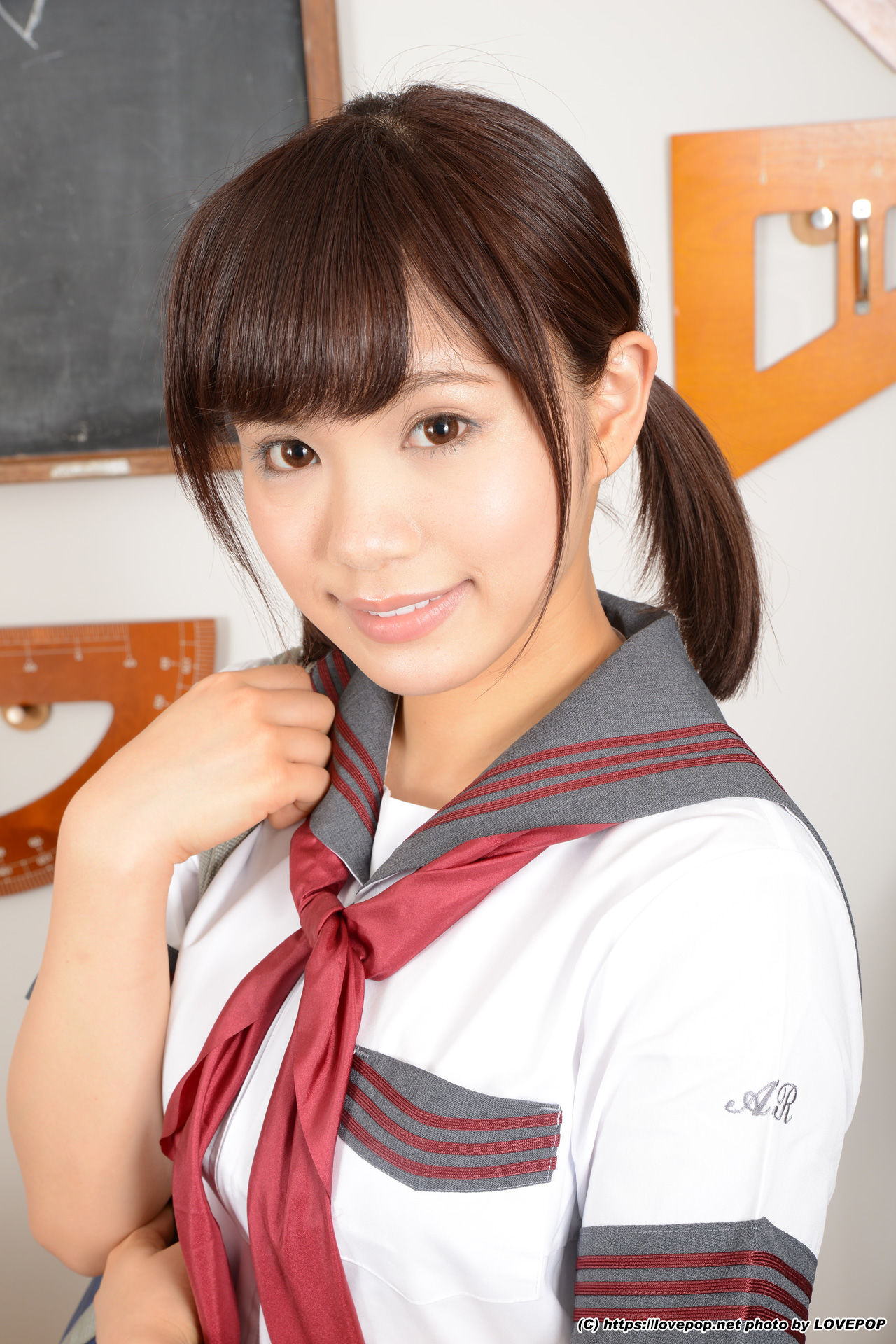 [LovePop] Kanon Akiyoshi 秋吉花音 Set04