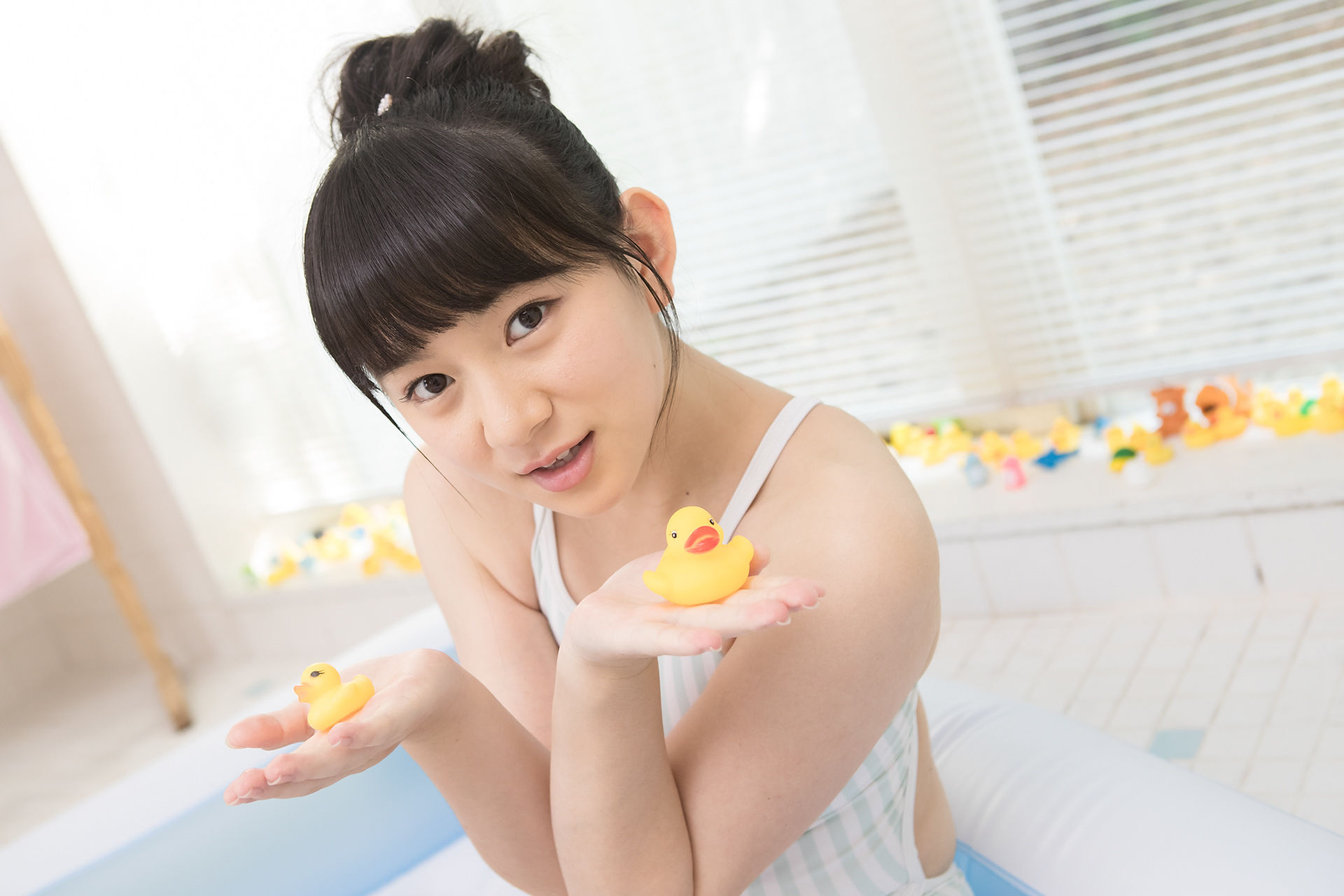 Miruku Kawamura 河村みるく [Minisuka] Limited Gallery 3.3