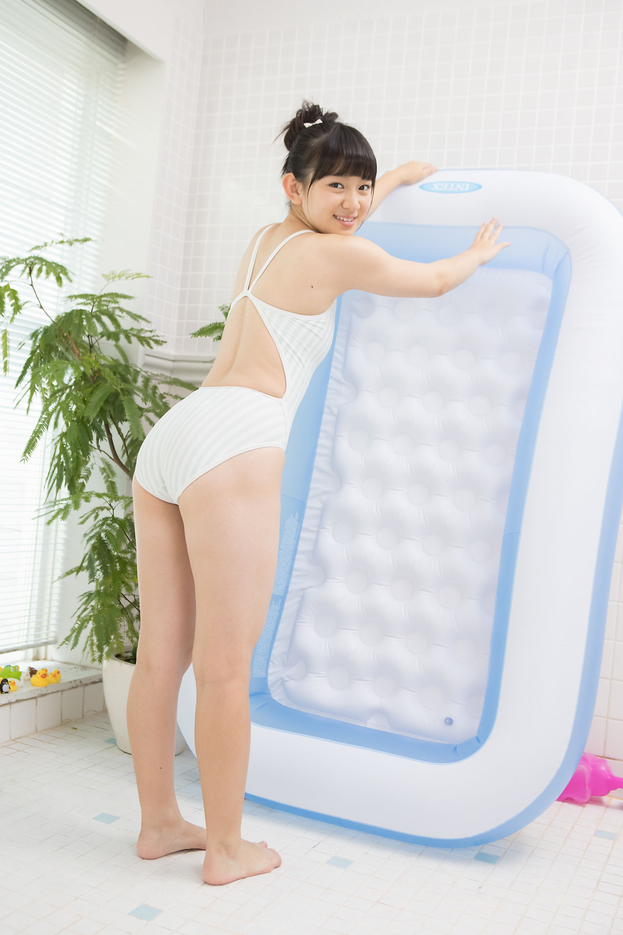 Miruku Kawamura 河村みるく [Minisuka] Limited Gallery 3.3