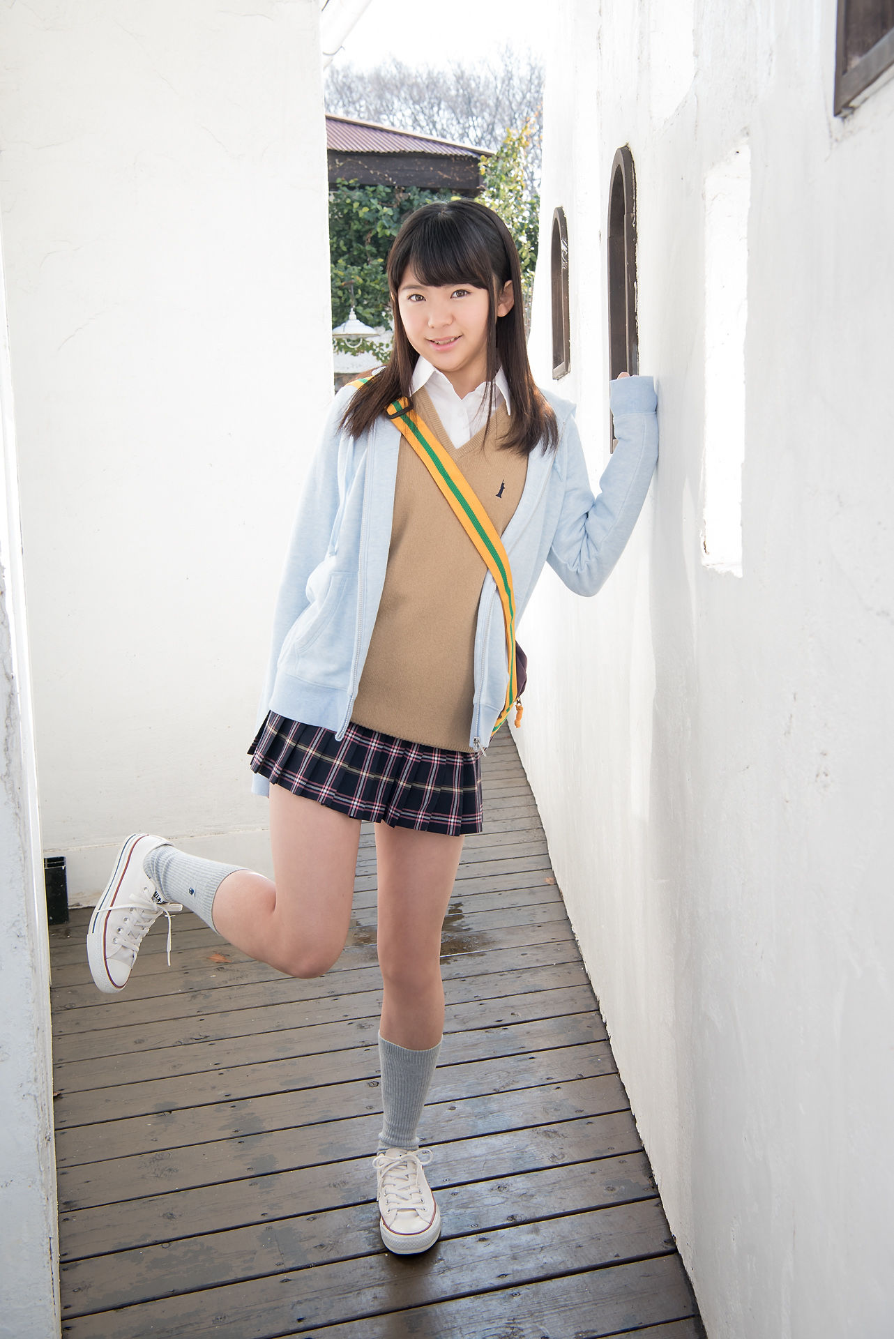 Mika Hisakawa 久川美佳 [Minisuka] Regular Gallery 01
