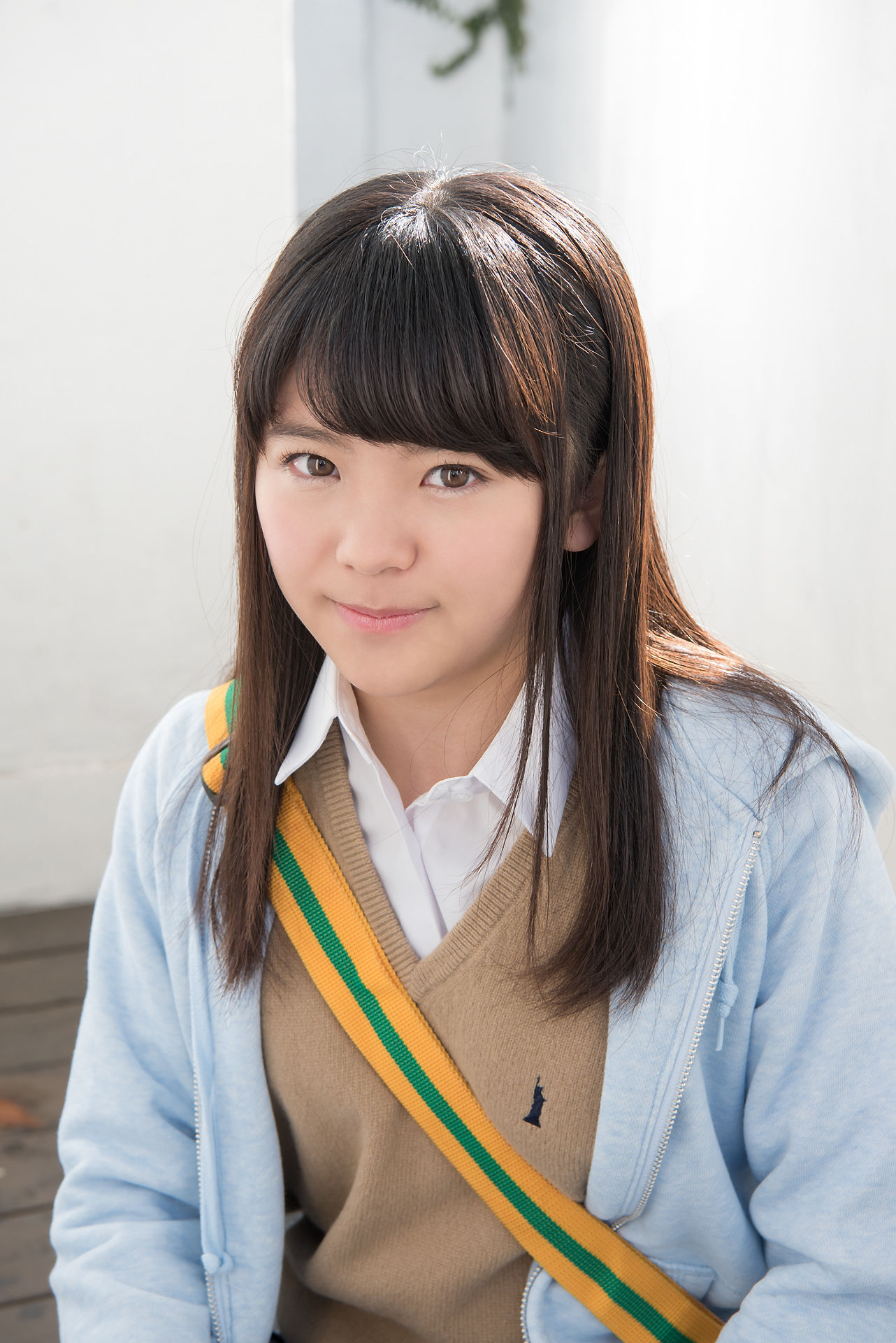 Mika Hisakawa 久川美佳 [Minisuka] Regular Gallery 01