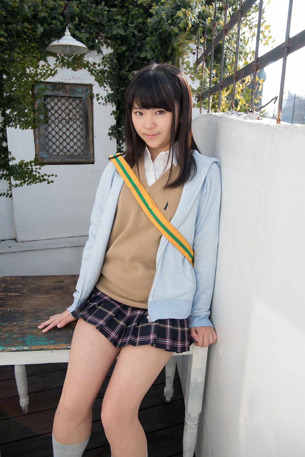 Mika Hisakawa 久川美佳 [Minisuka] Regular Gallery 01