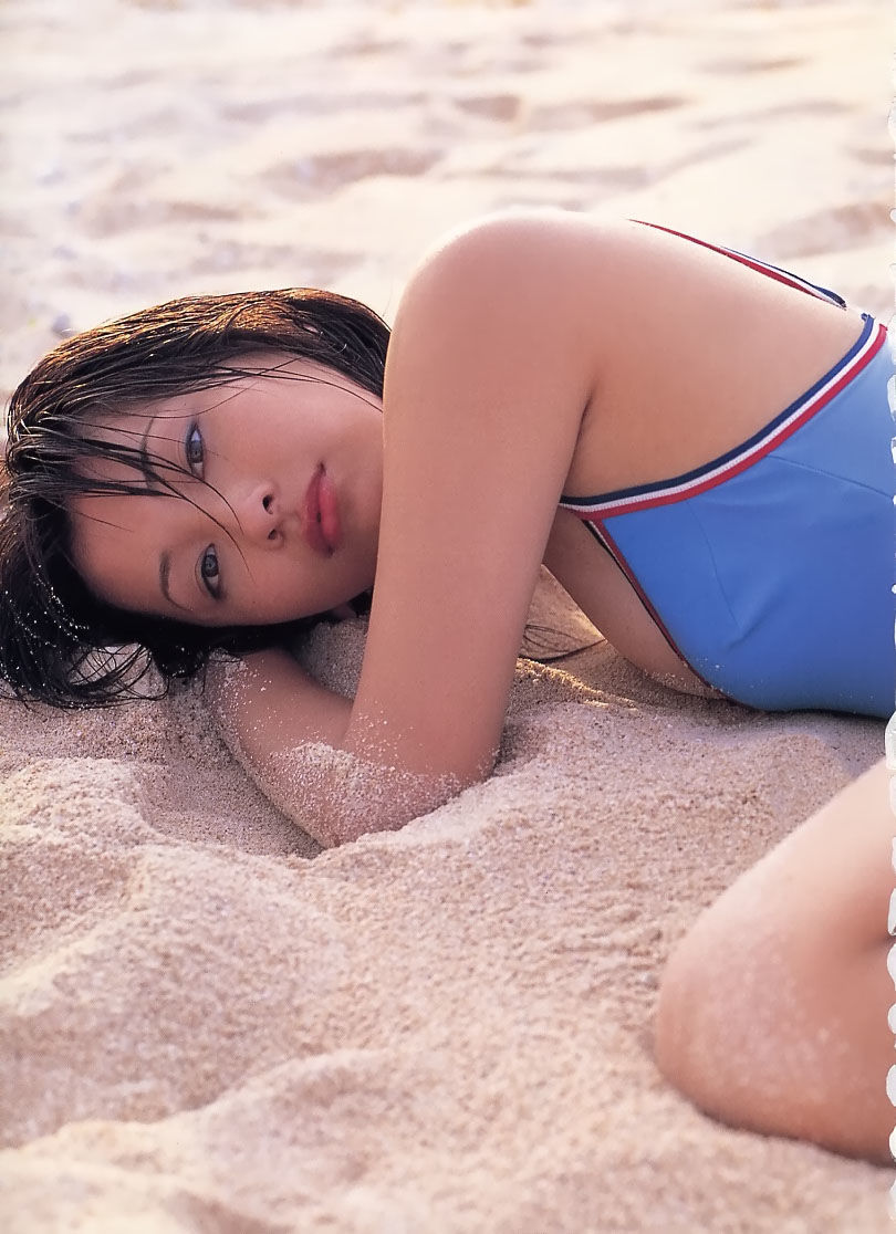 山崎真实《MAMI 藏》 [PhotoBook]