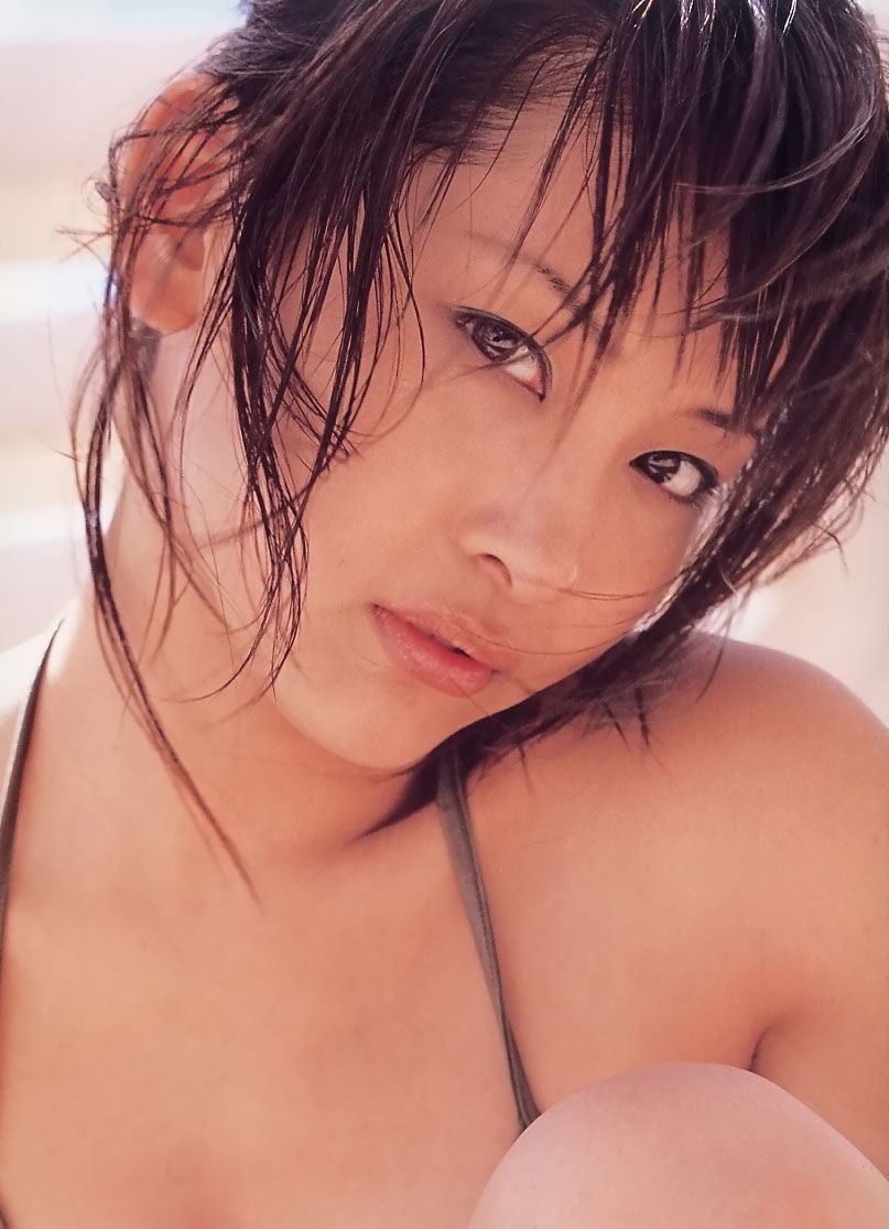 山崎真实《MAMI 藏》 [PhotoBook]