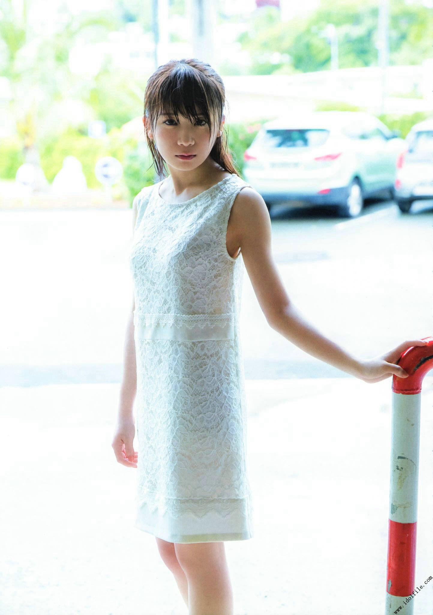 秋元真夏 1st《真夏の気圧配置》 [PhotoBook]