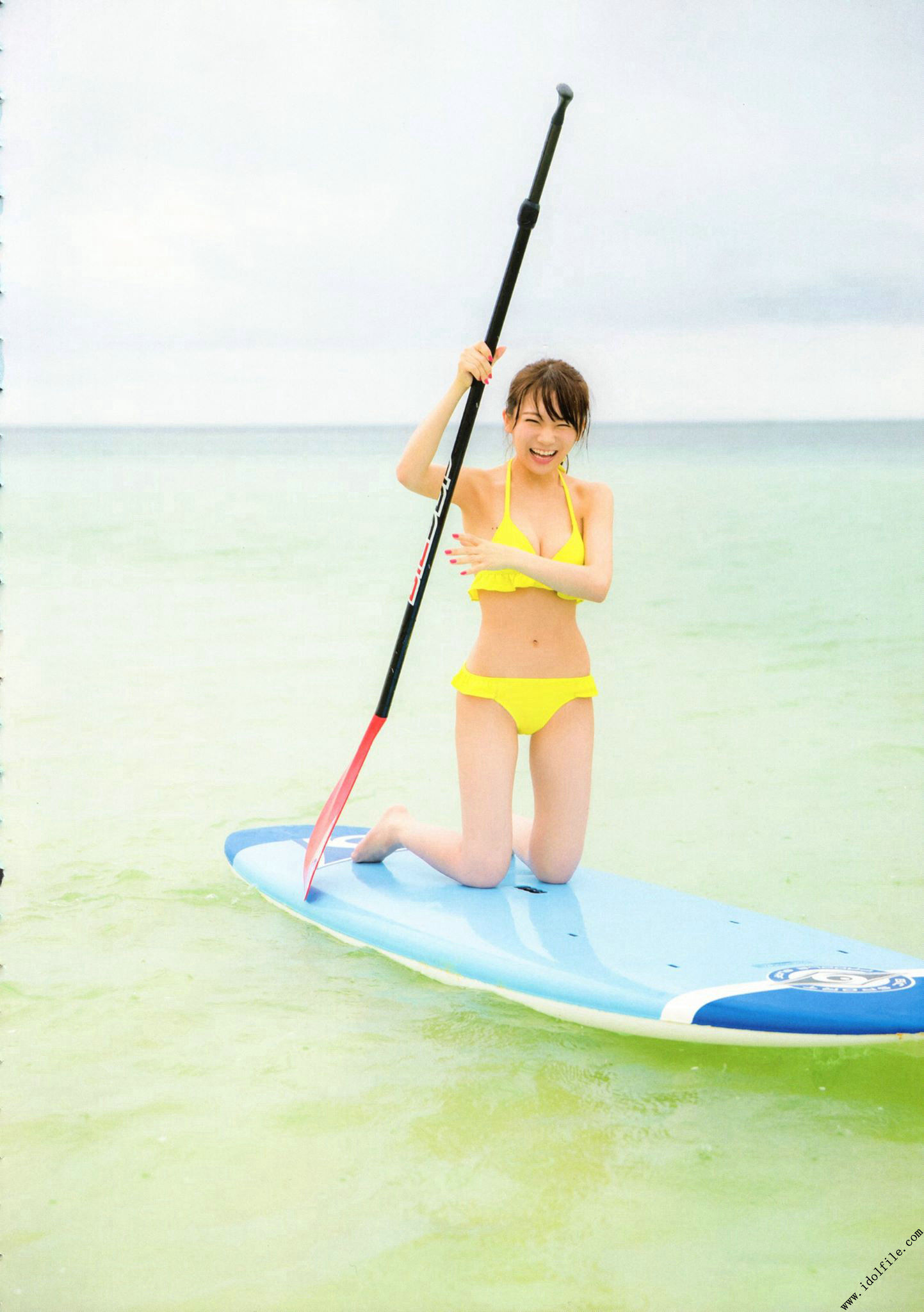 秋元真夏 1st《真夏の気圧配置》 [PhotoBook]