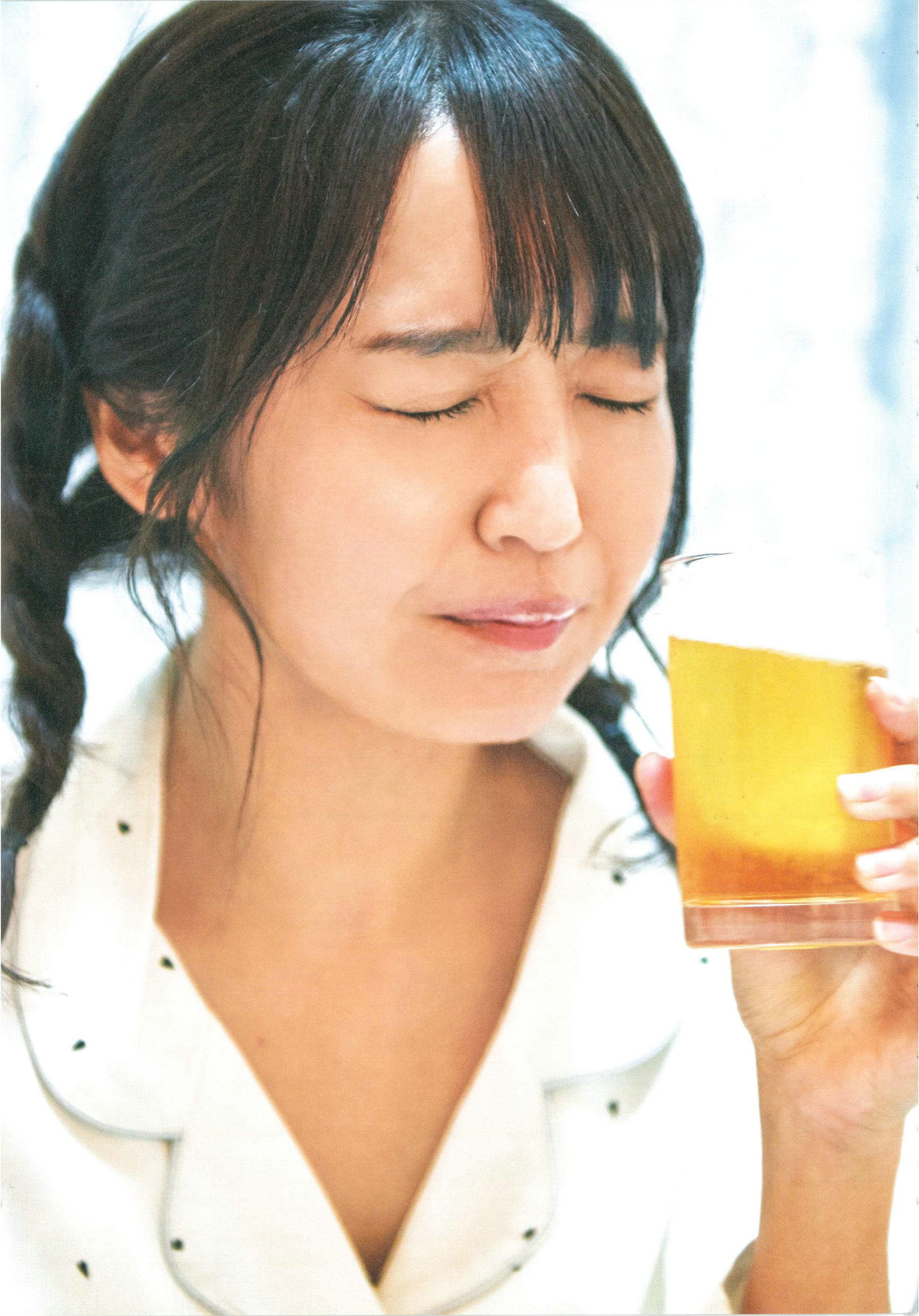 惣田紗莉渚 1st《うらばなし》 [PhotoBook]