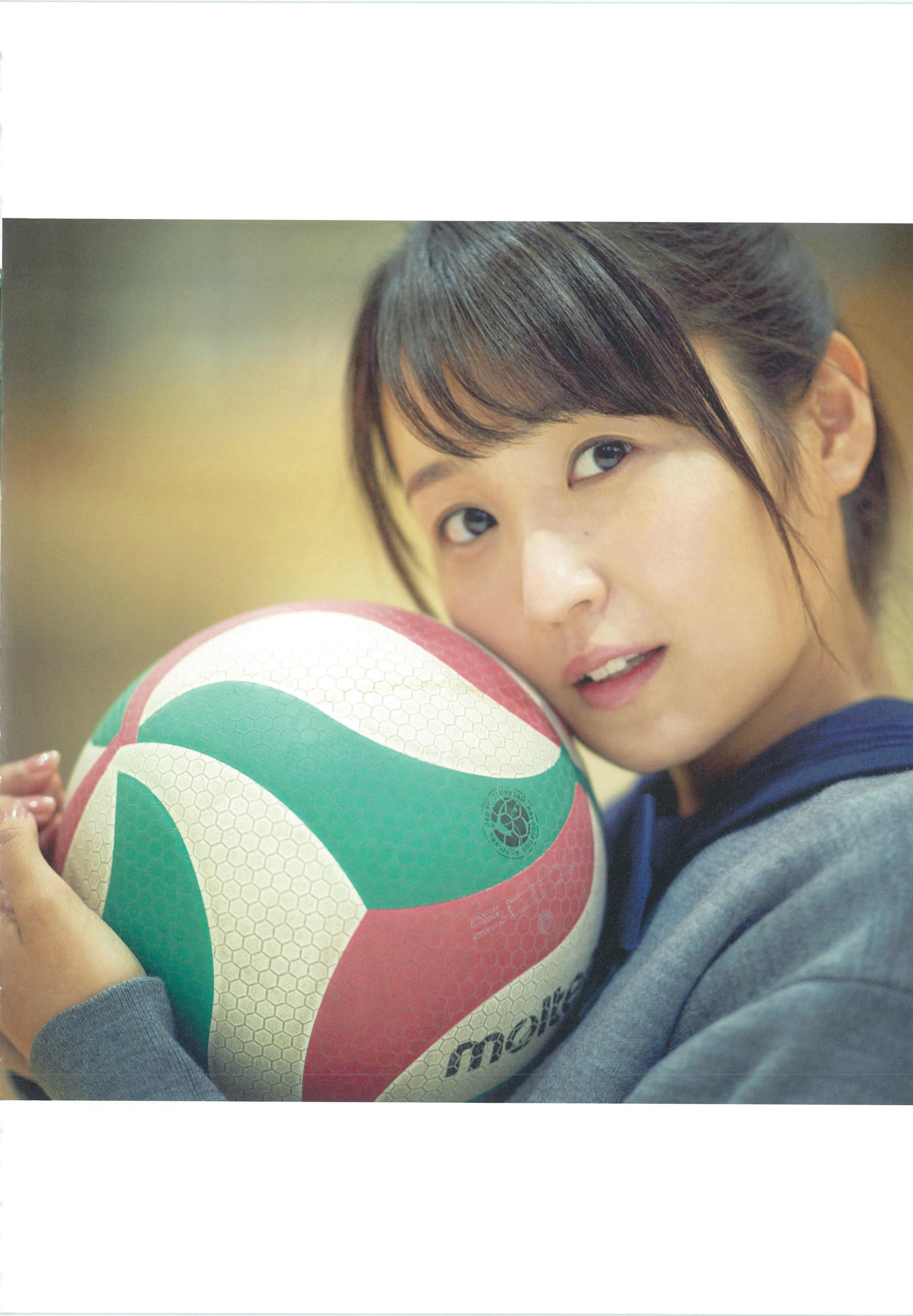 惣田紗莉渚 1st《うらばなし》 [PhotoBook]